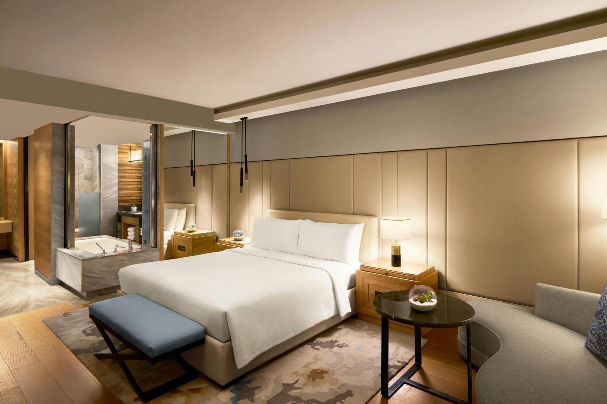 Executive Suite 1 King