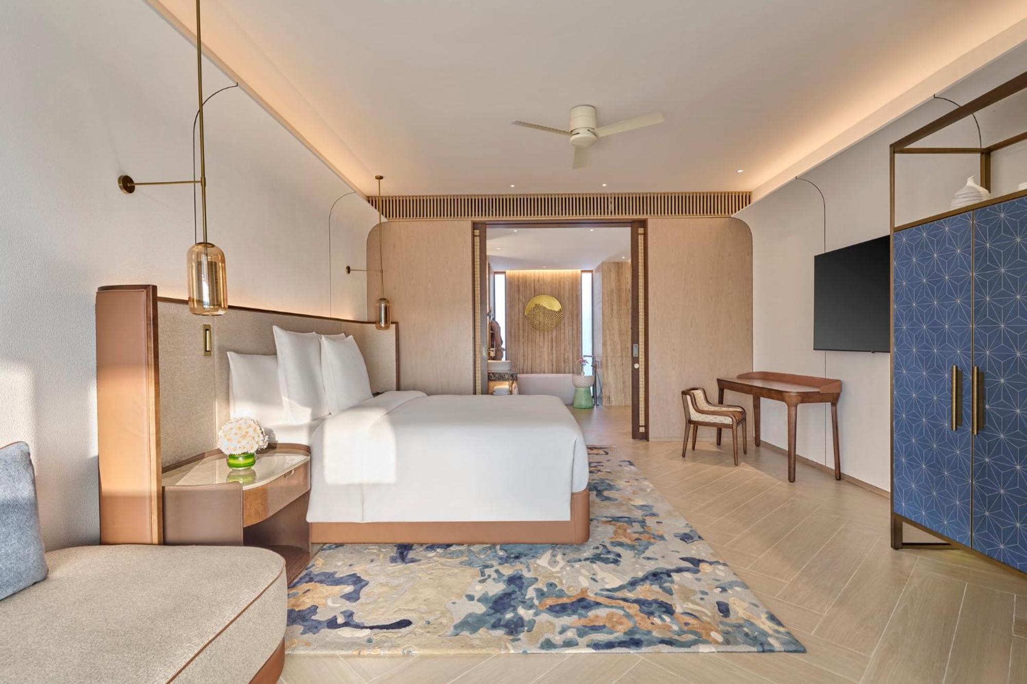 Classic King Room Garden View