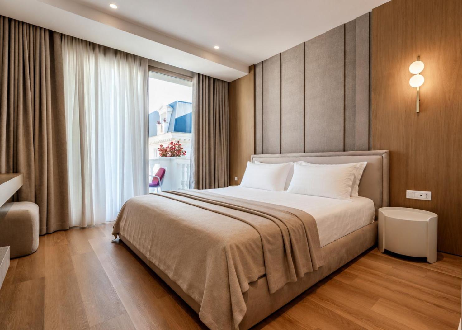Standard King Room