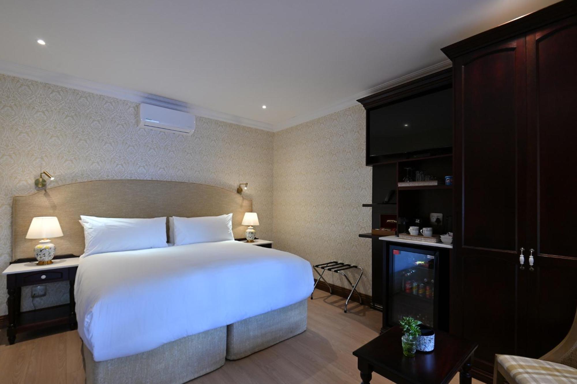 Standard Suite