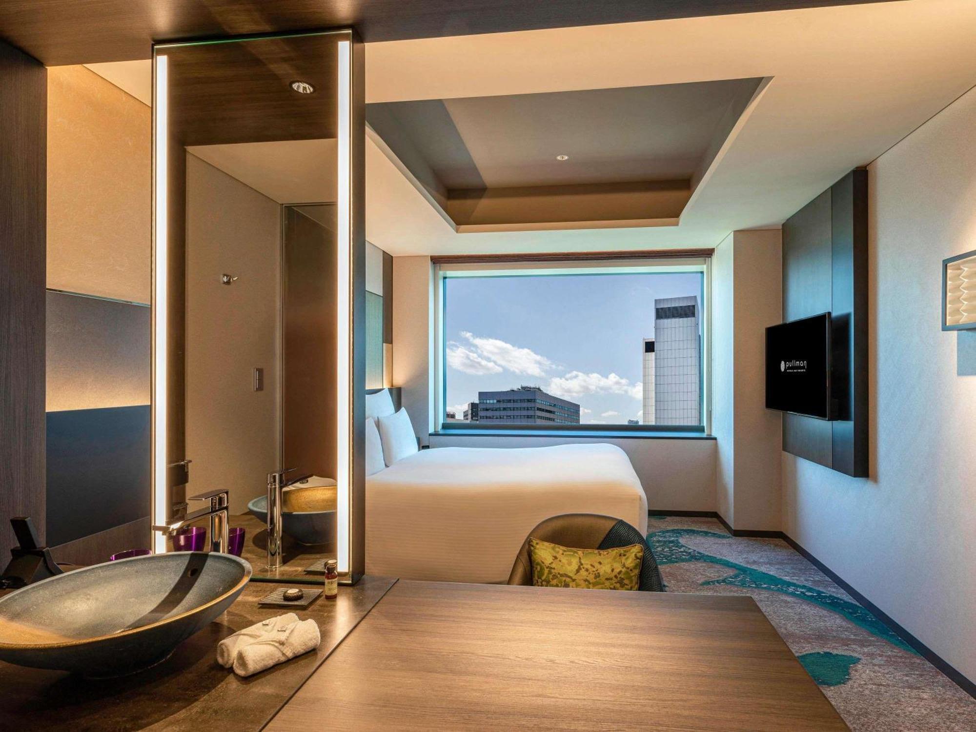 Superior King Room