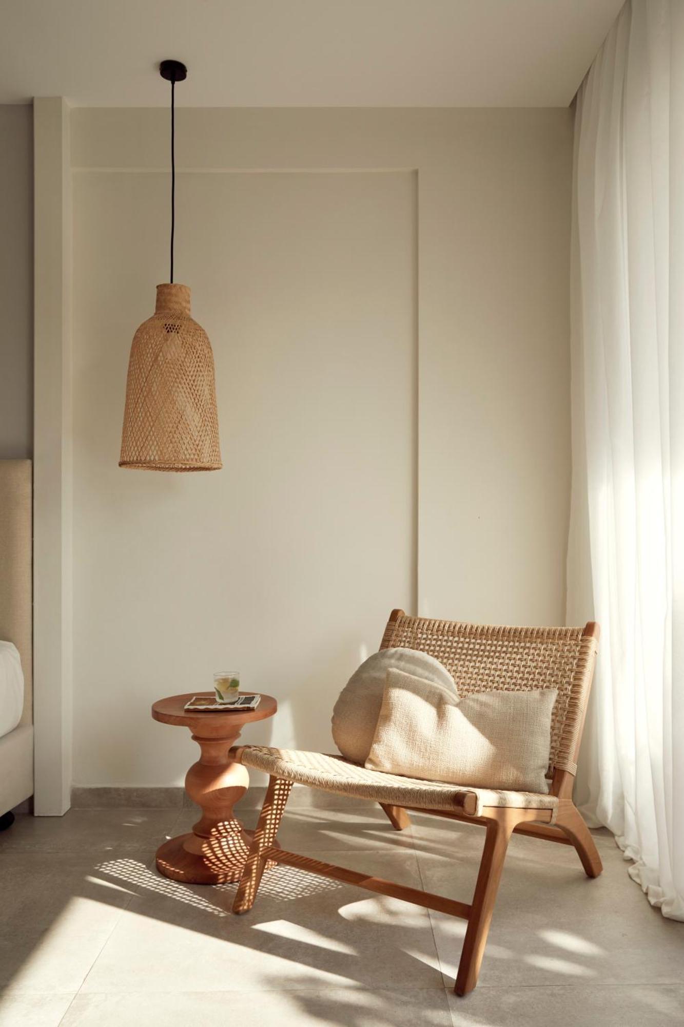 One-Bedroom Suite Inland View