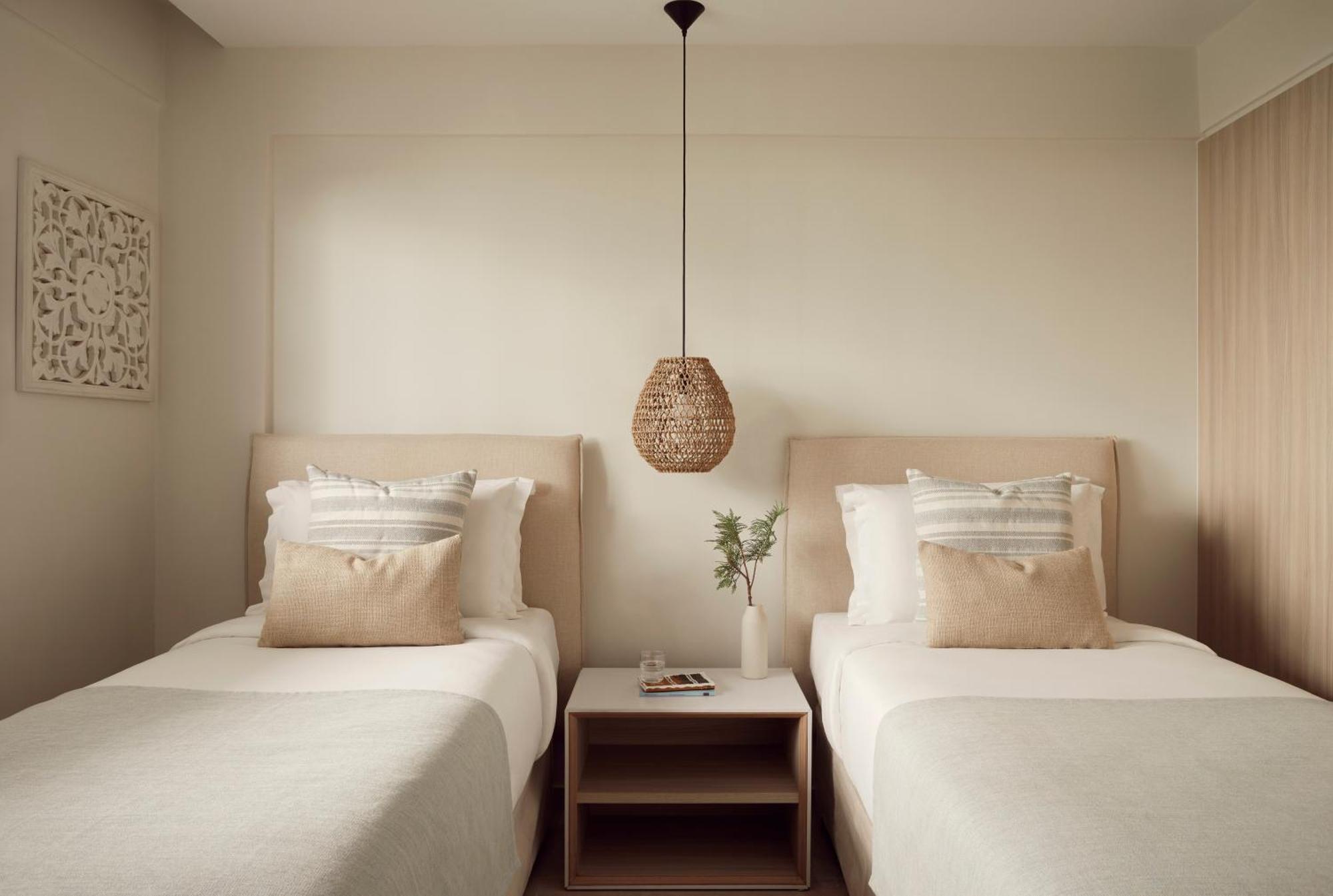 One-Bedroom Suite Inland View