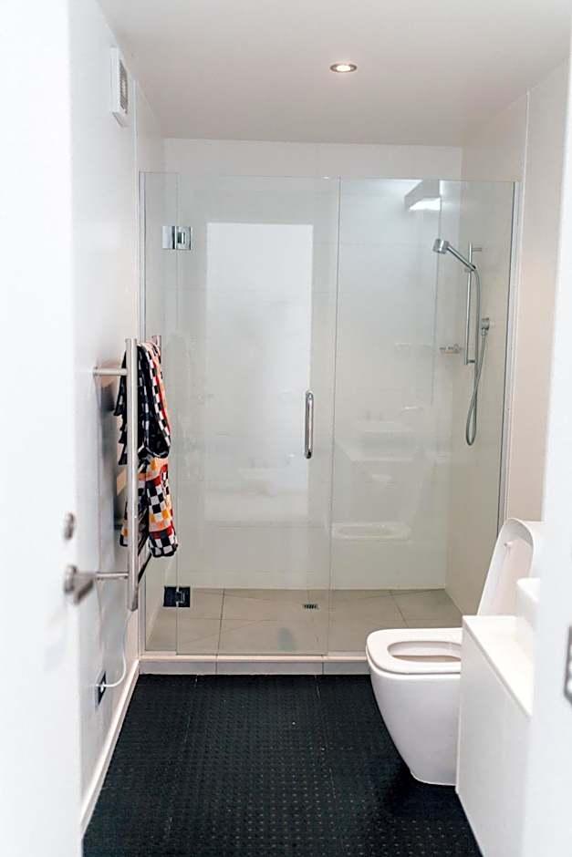 Deluxe King Studio