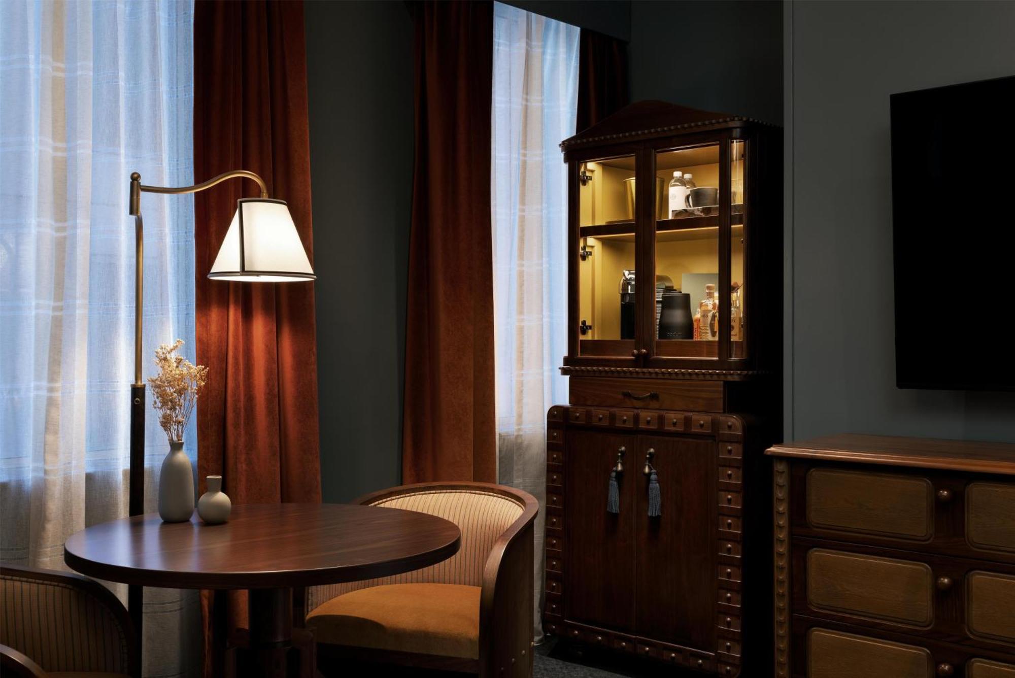 King Room
