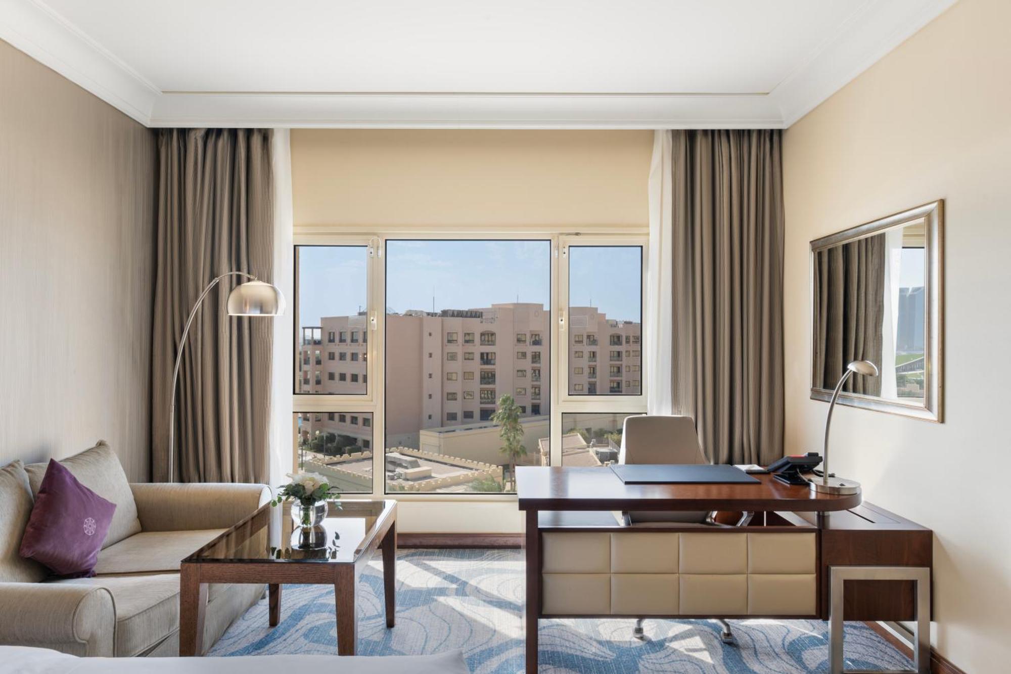 Classic Twin Room City View