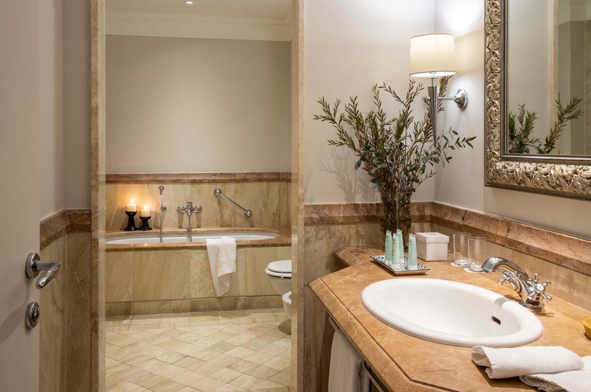 Deluxe Junior Suite