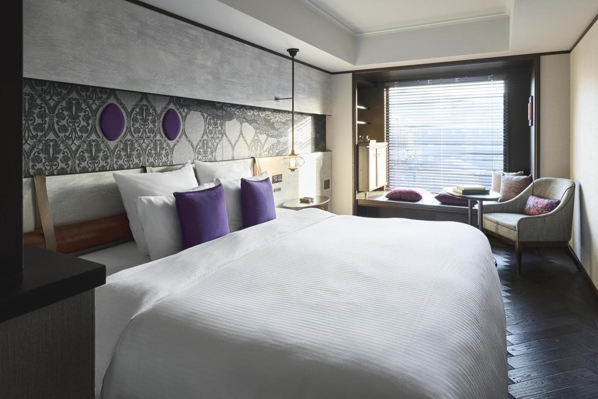 Premier King Room