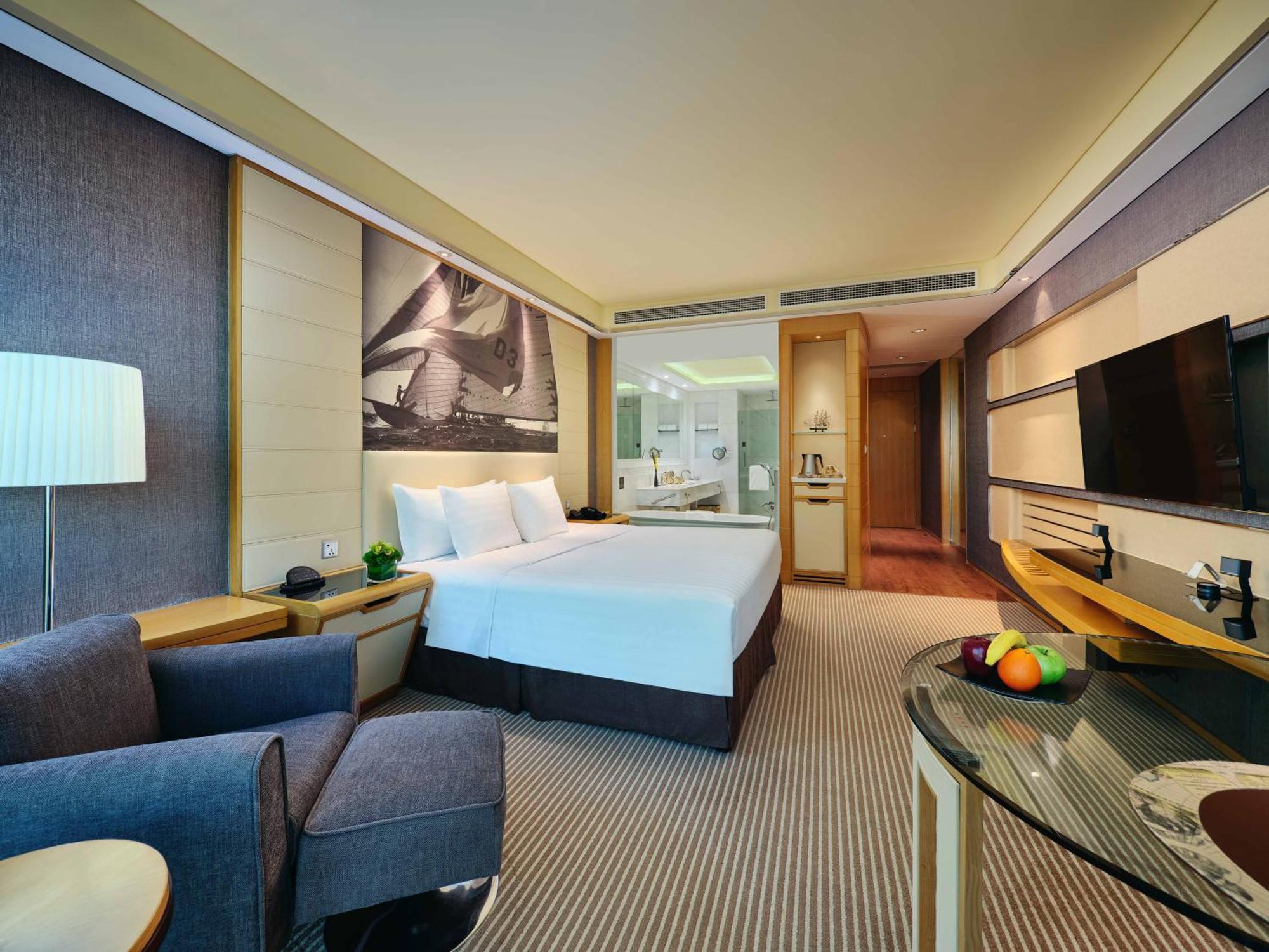 Standard King Room