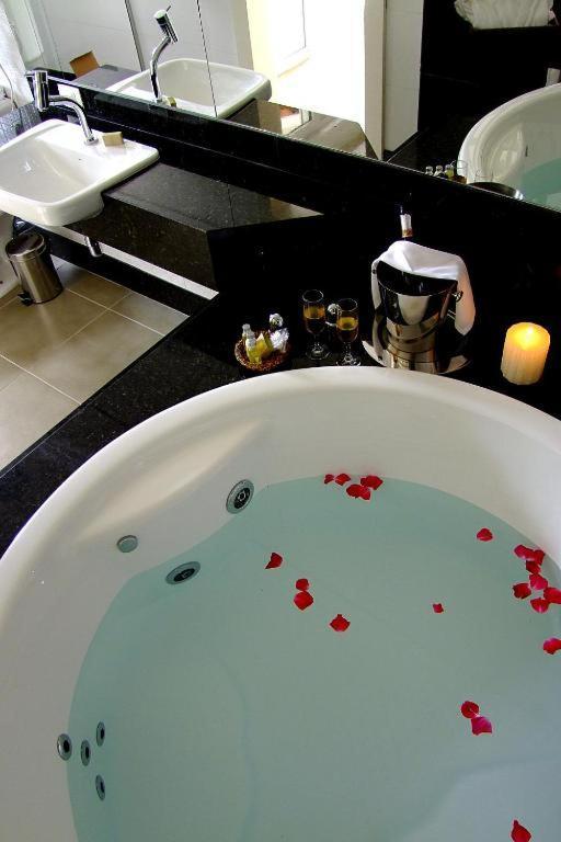 Suite with Spa Bath