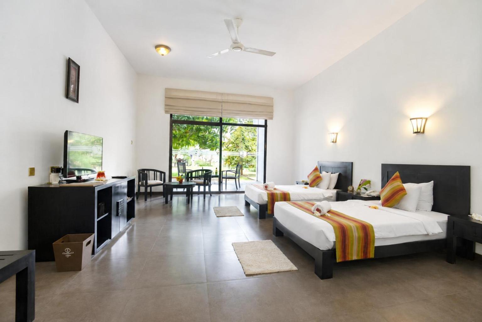 Deluxe Twin Room Lake View