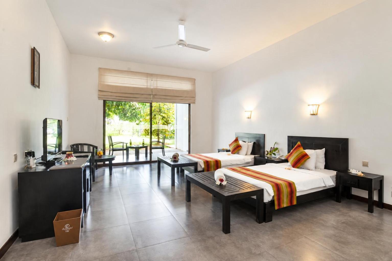 Deluxe Twin Room Lake View