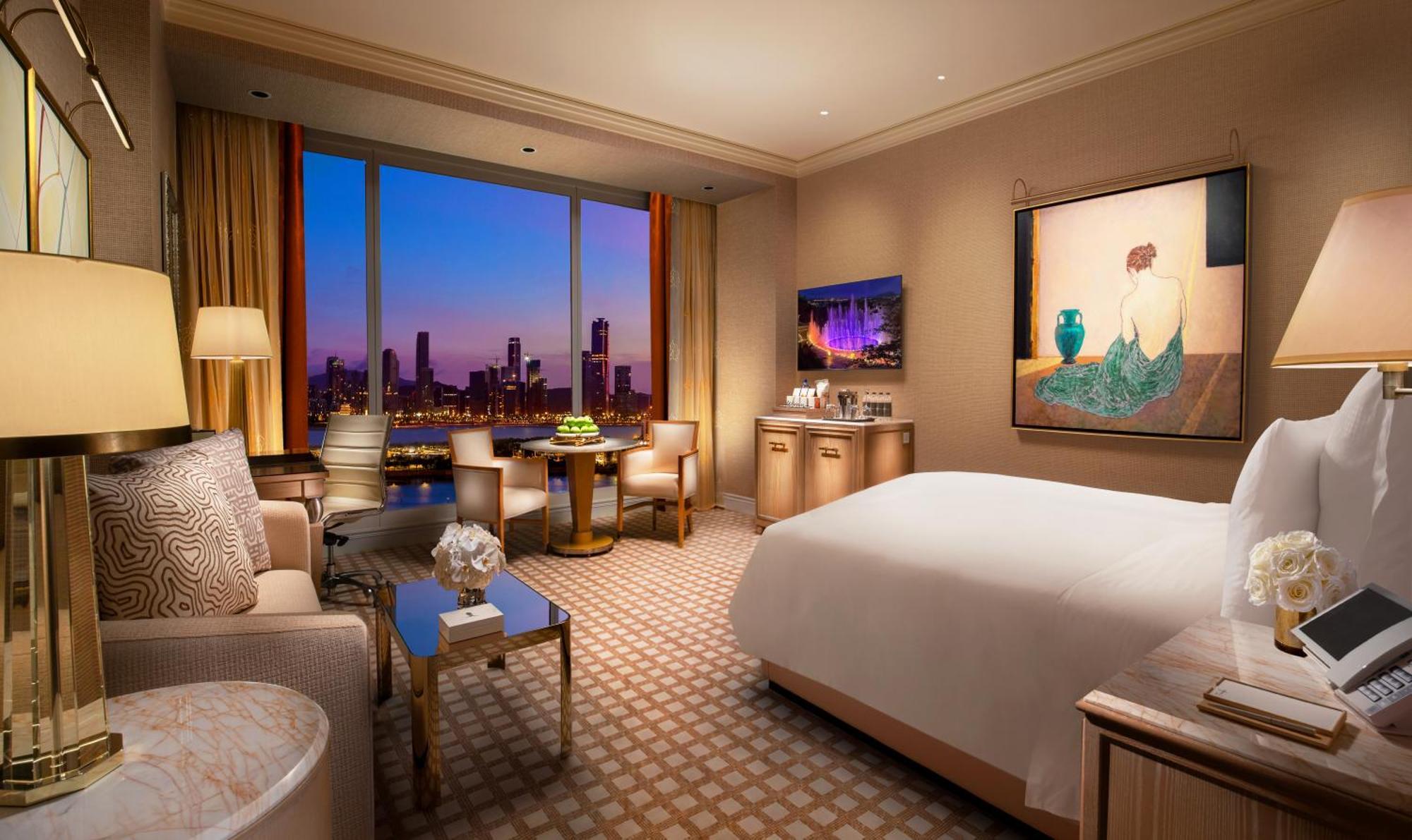 Deluxe City View Room King or Double Double