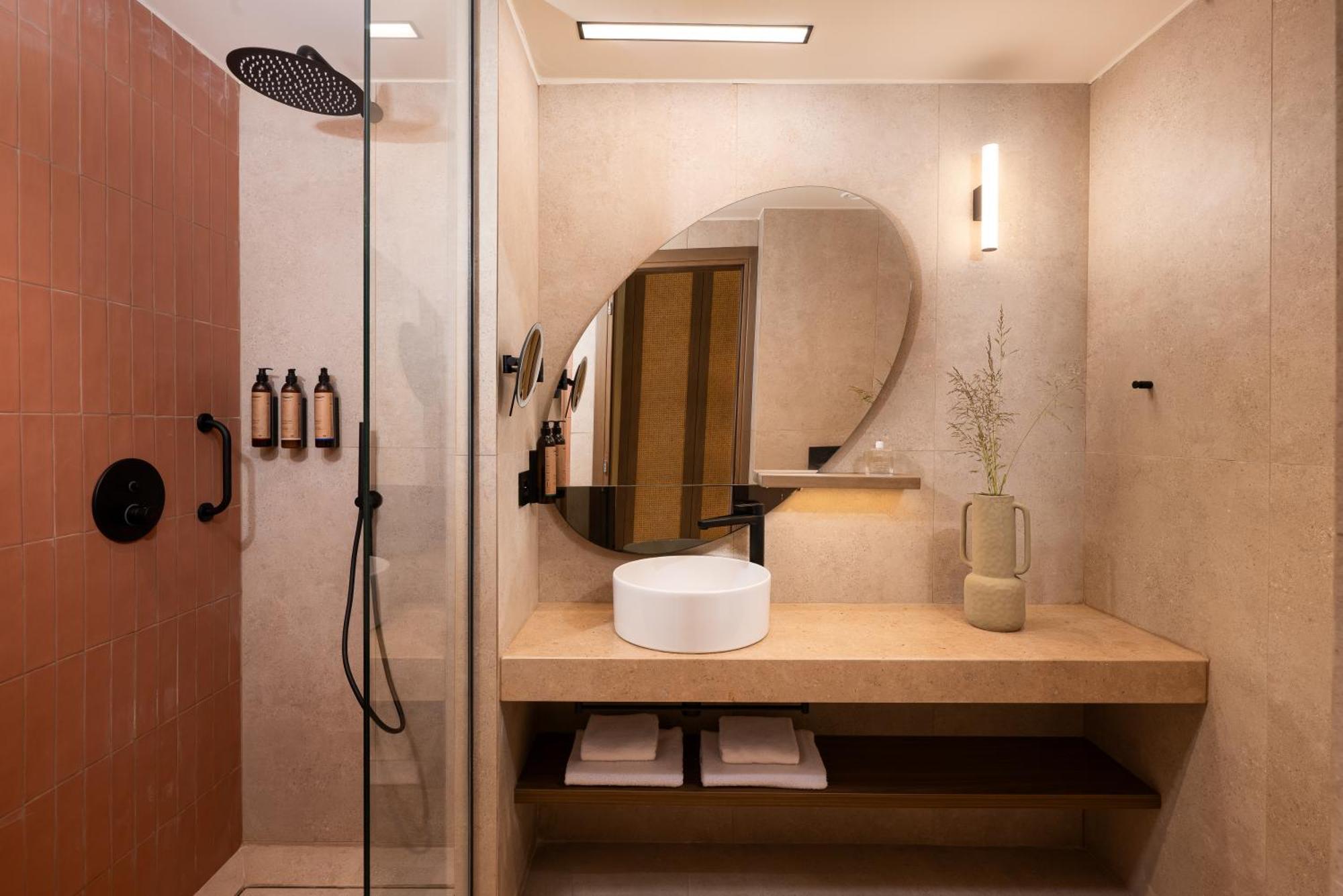 Deluxe Junior Suite
