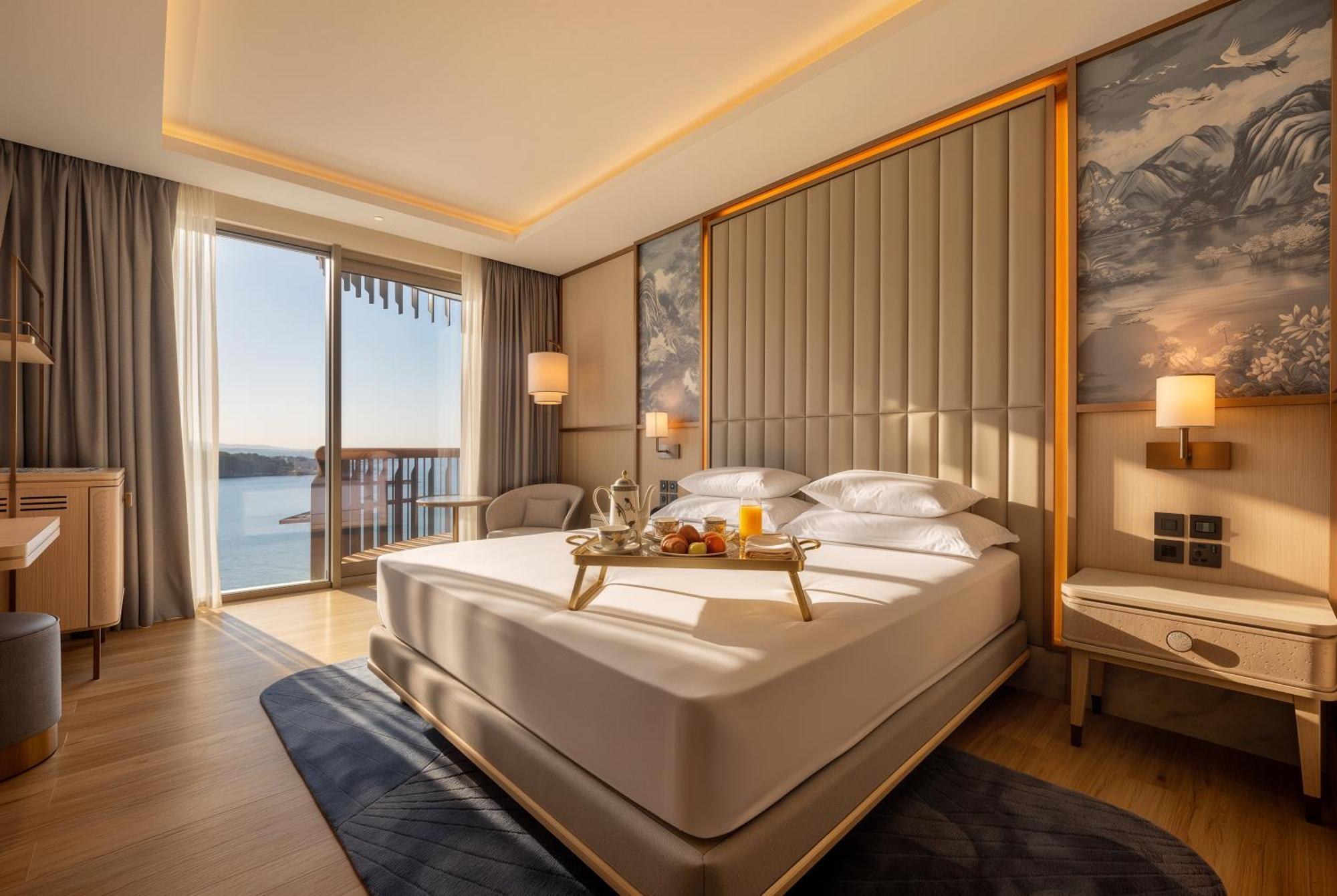 Deluxe Double or Twin Room Sea View