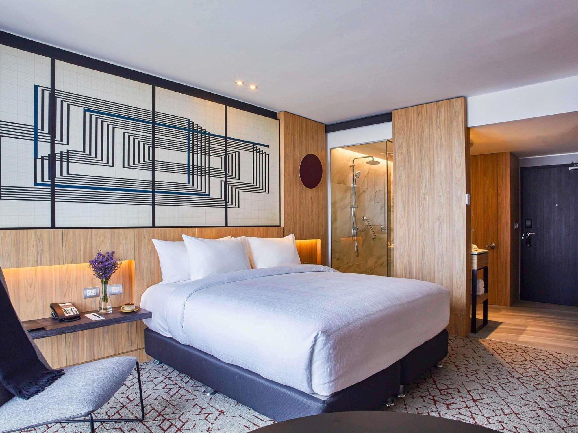 Superior King Room