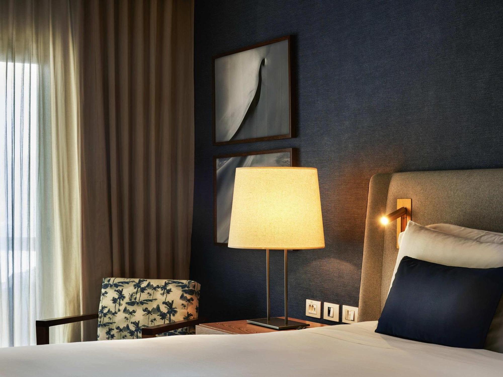 Fairmont King Room City View