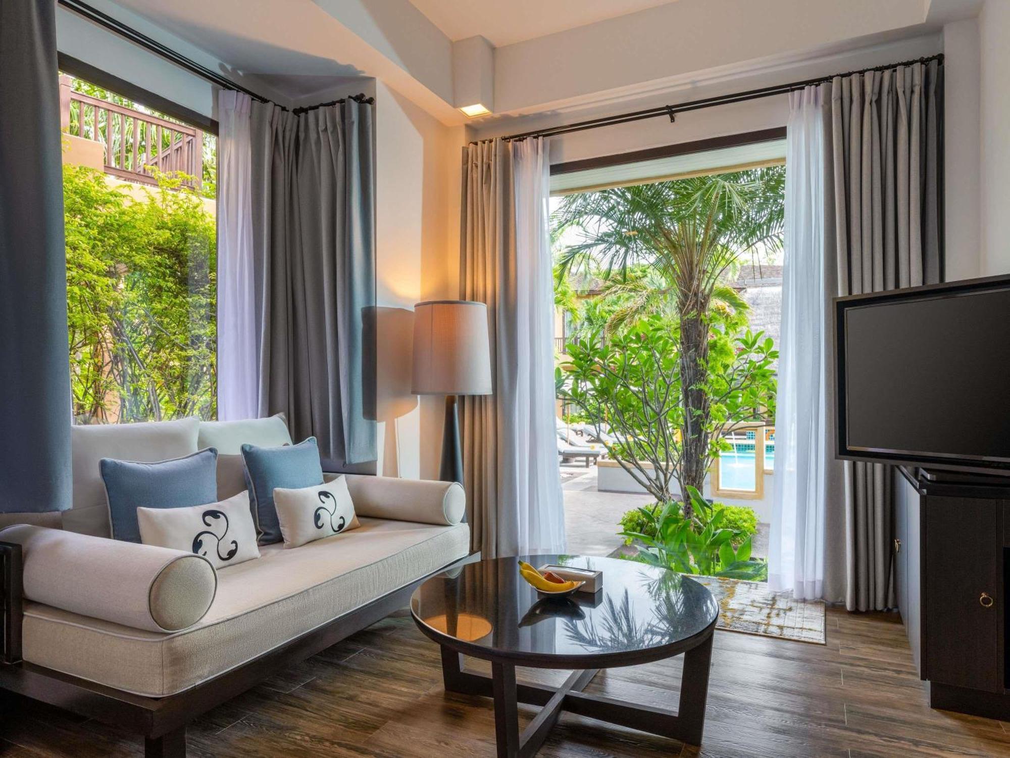 Premium Junior King Suite