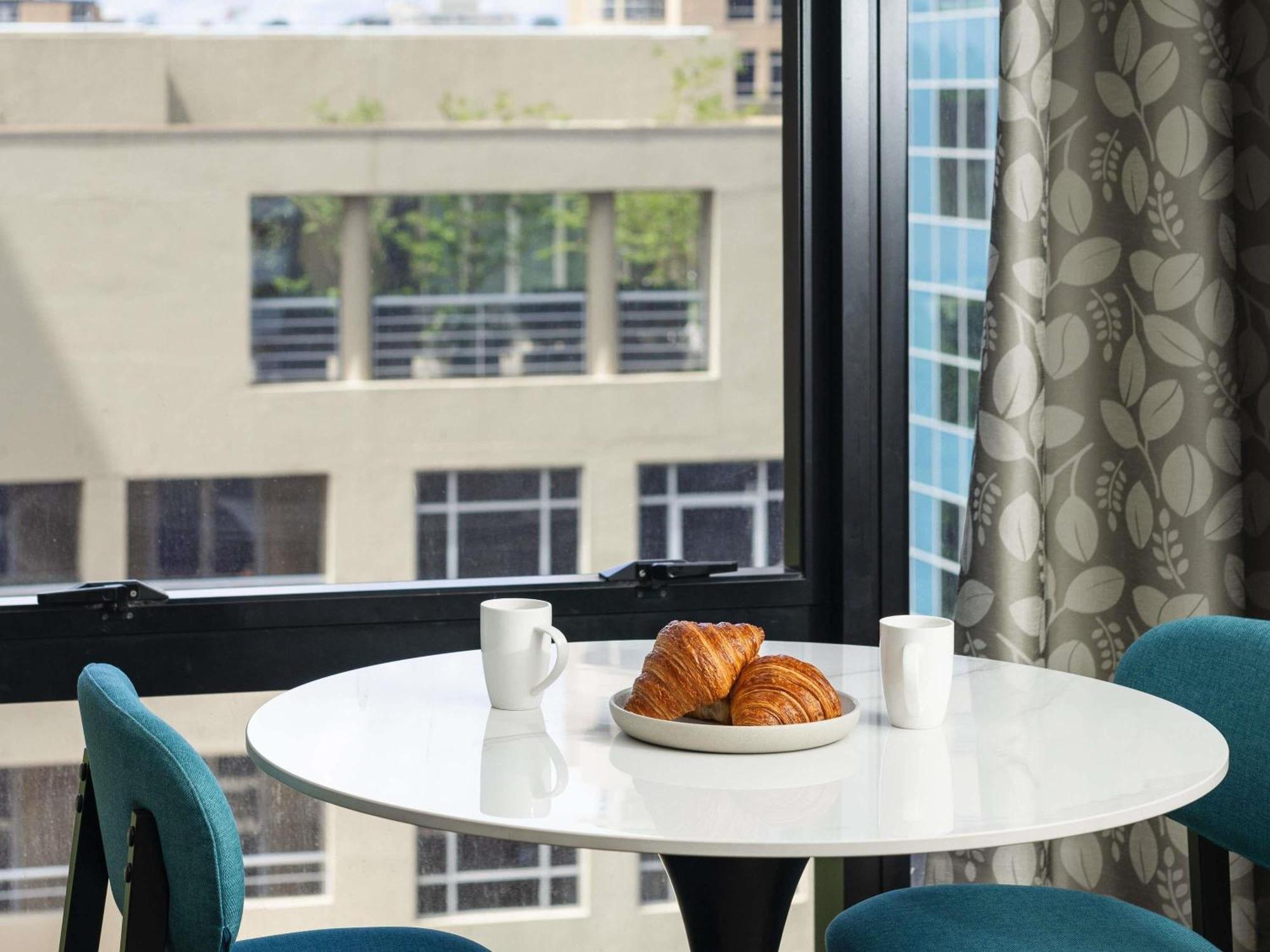 One Bedroom Deluxe Suite
