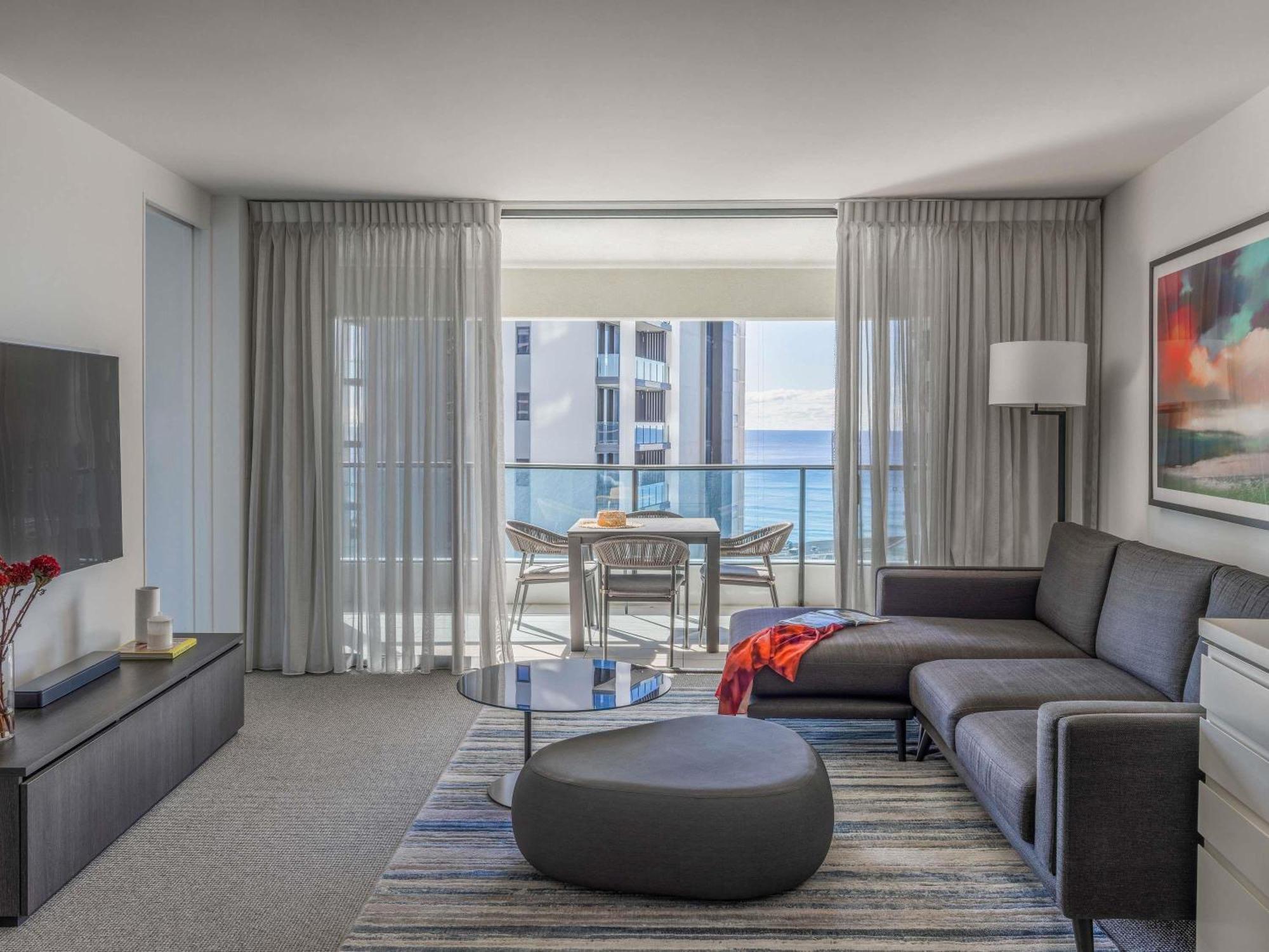 One-Bedroom Ocean Suite
