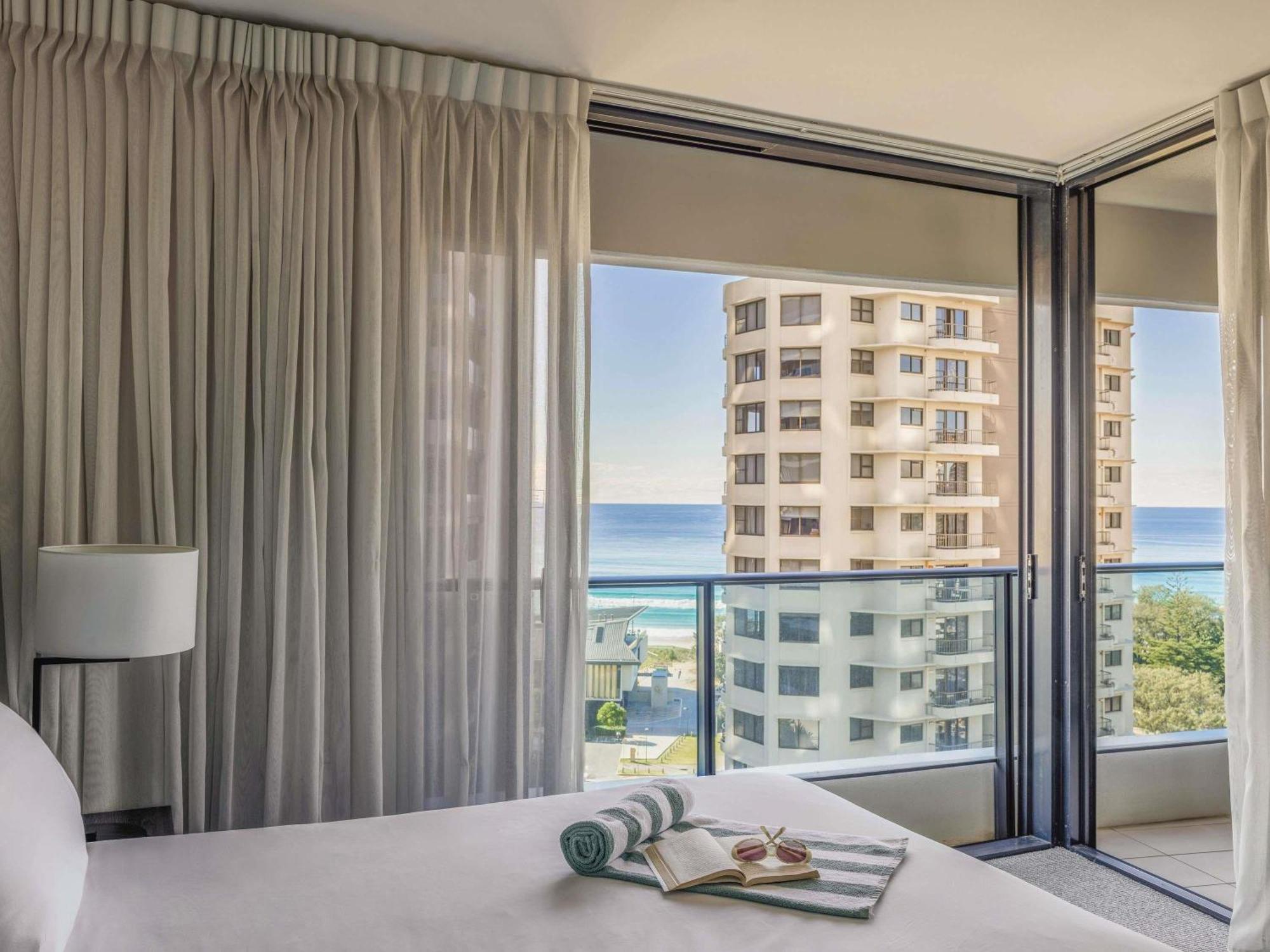 One-Bedroom Ocean Suite