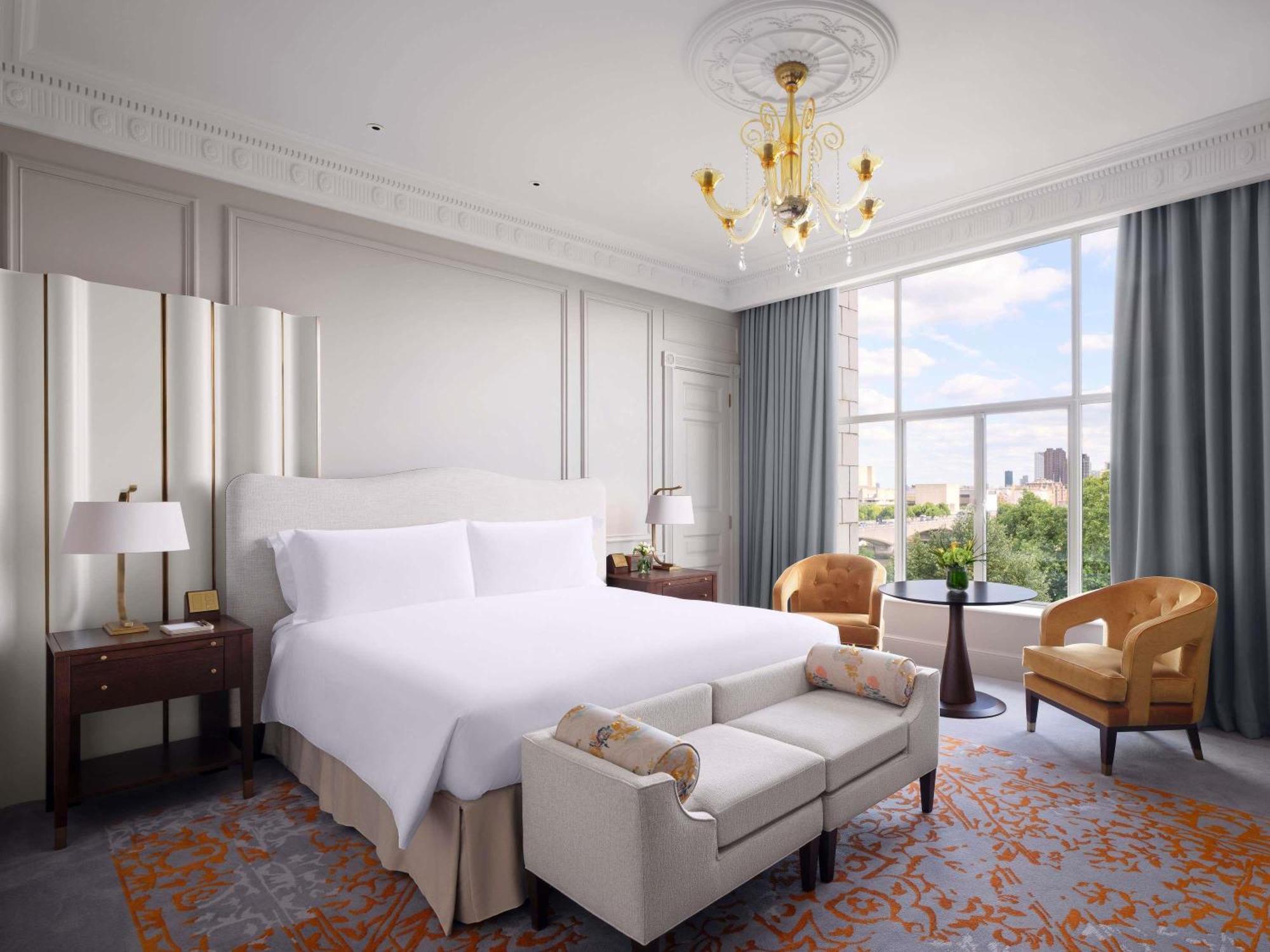 Luxury King Room with Garden View