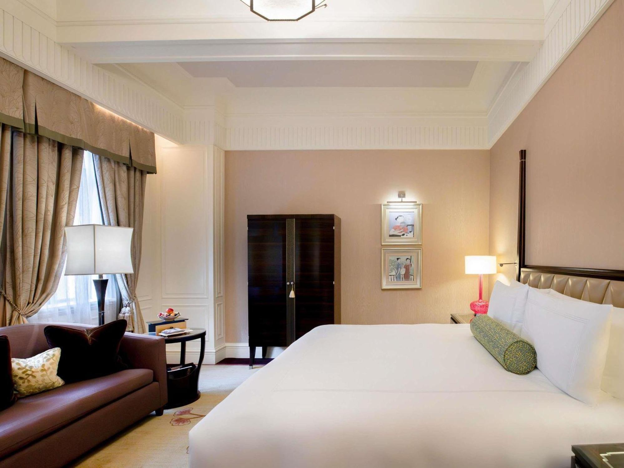 Deluxe King Room ‌First Round Minibar Soft Drink