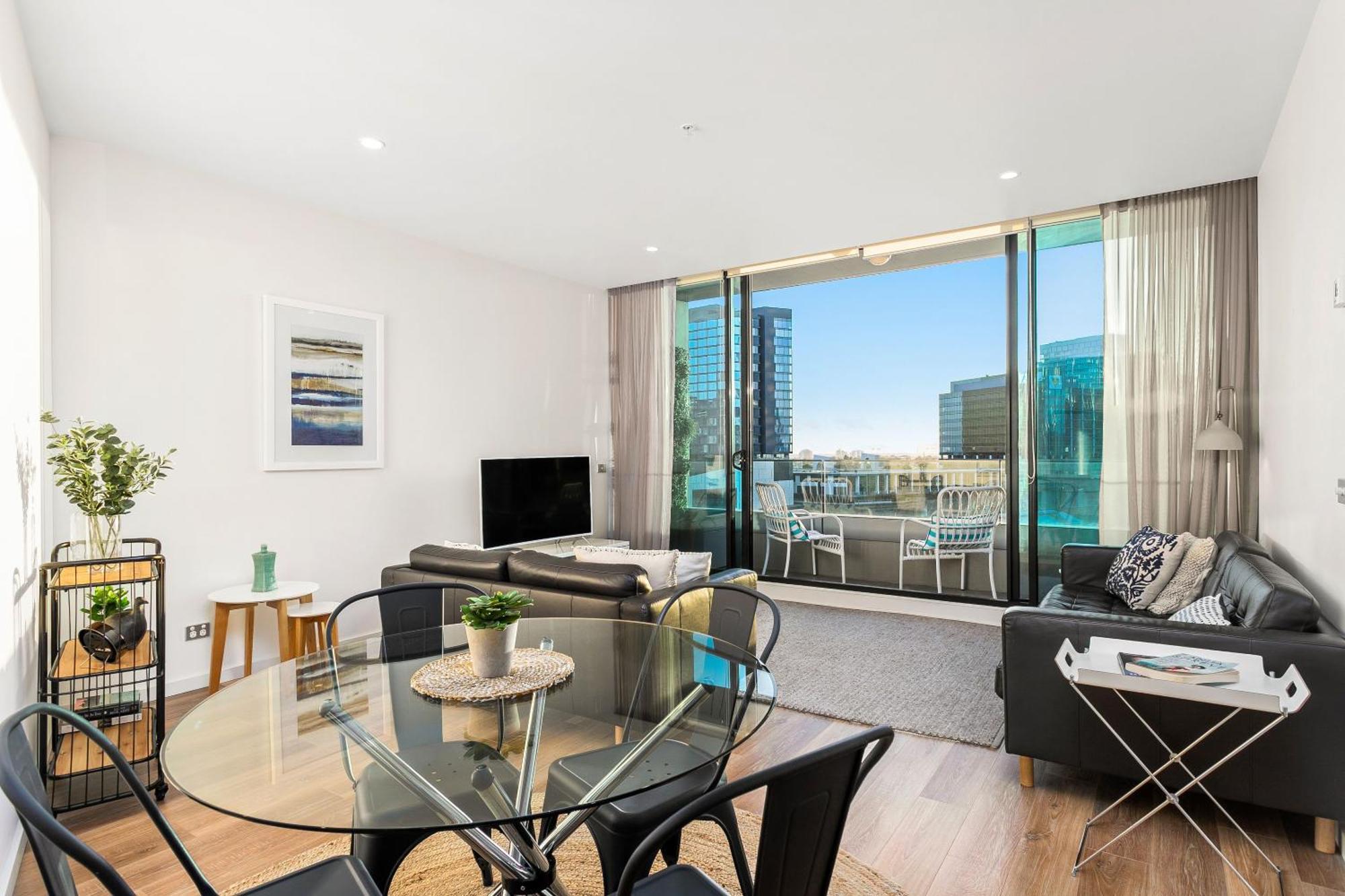Two-Bedroom Executive Apartment River View