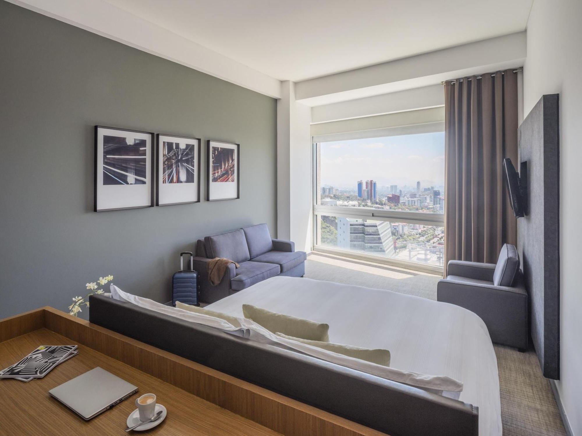 Classic Room One King Bed View