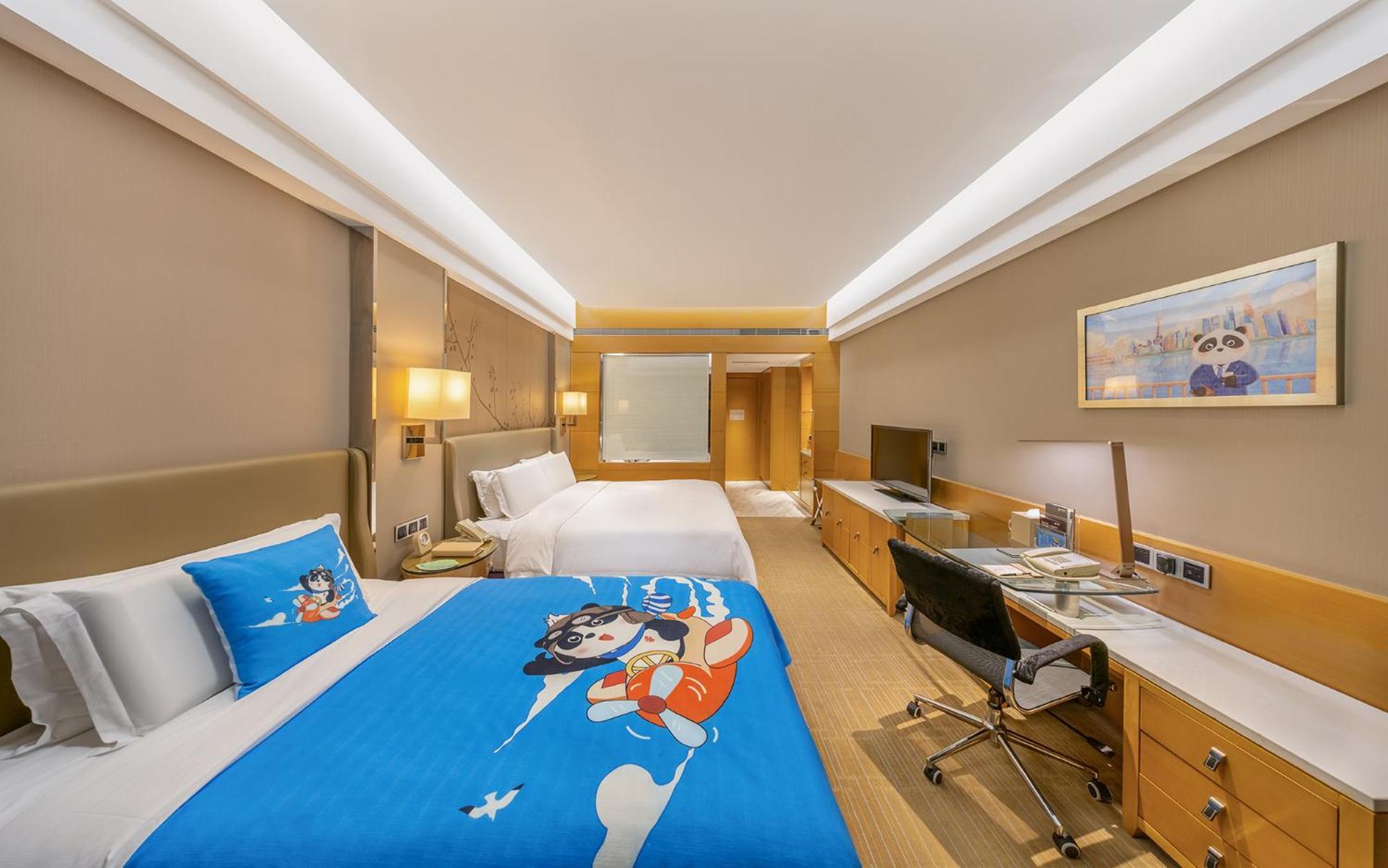 Phoenix Baby Family Room