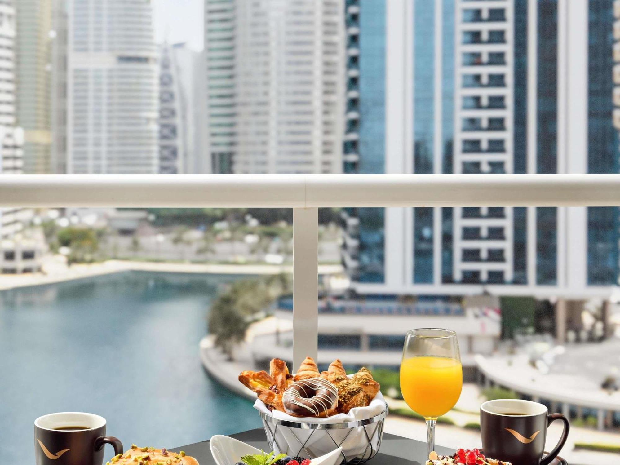 Superior King Room Lake View Includes daily access to Riva Beach Club shuttle service