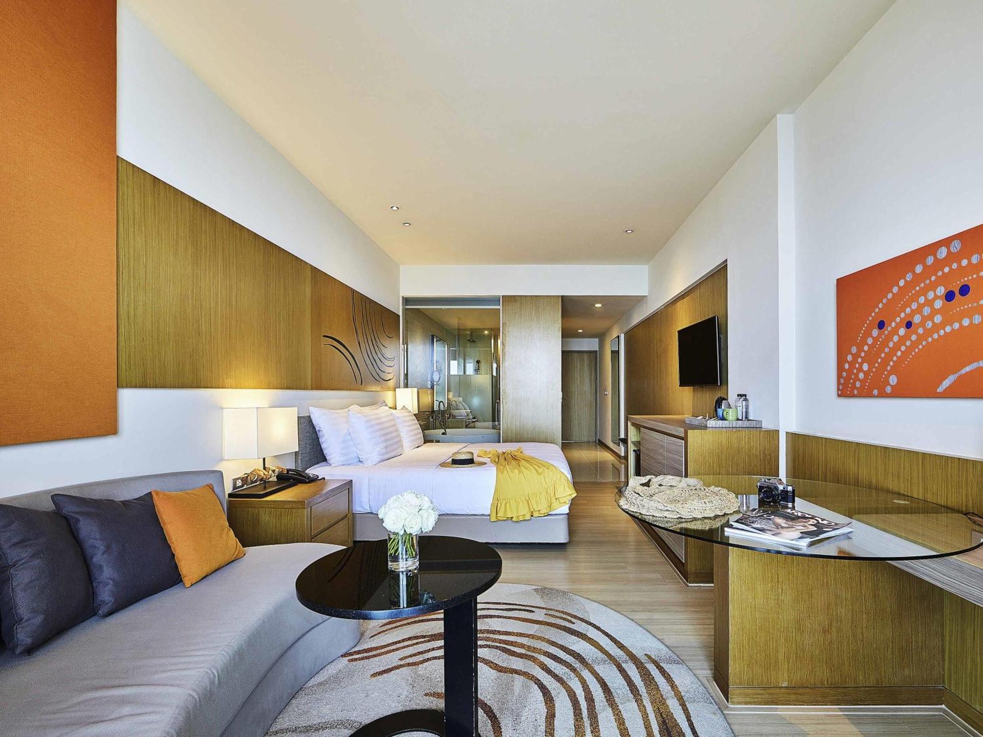 Deluxe King Room Sea View