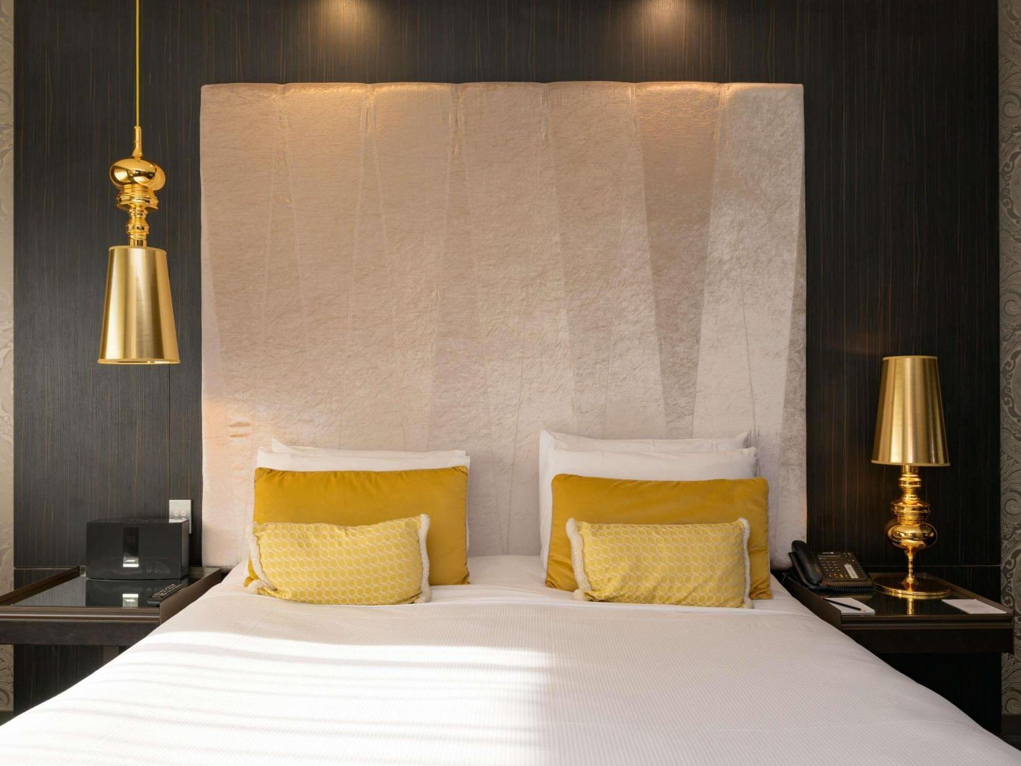 Executive Room Club Access