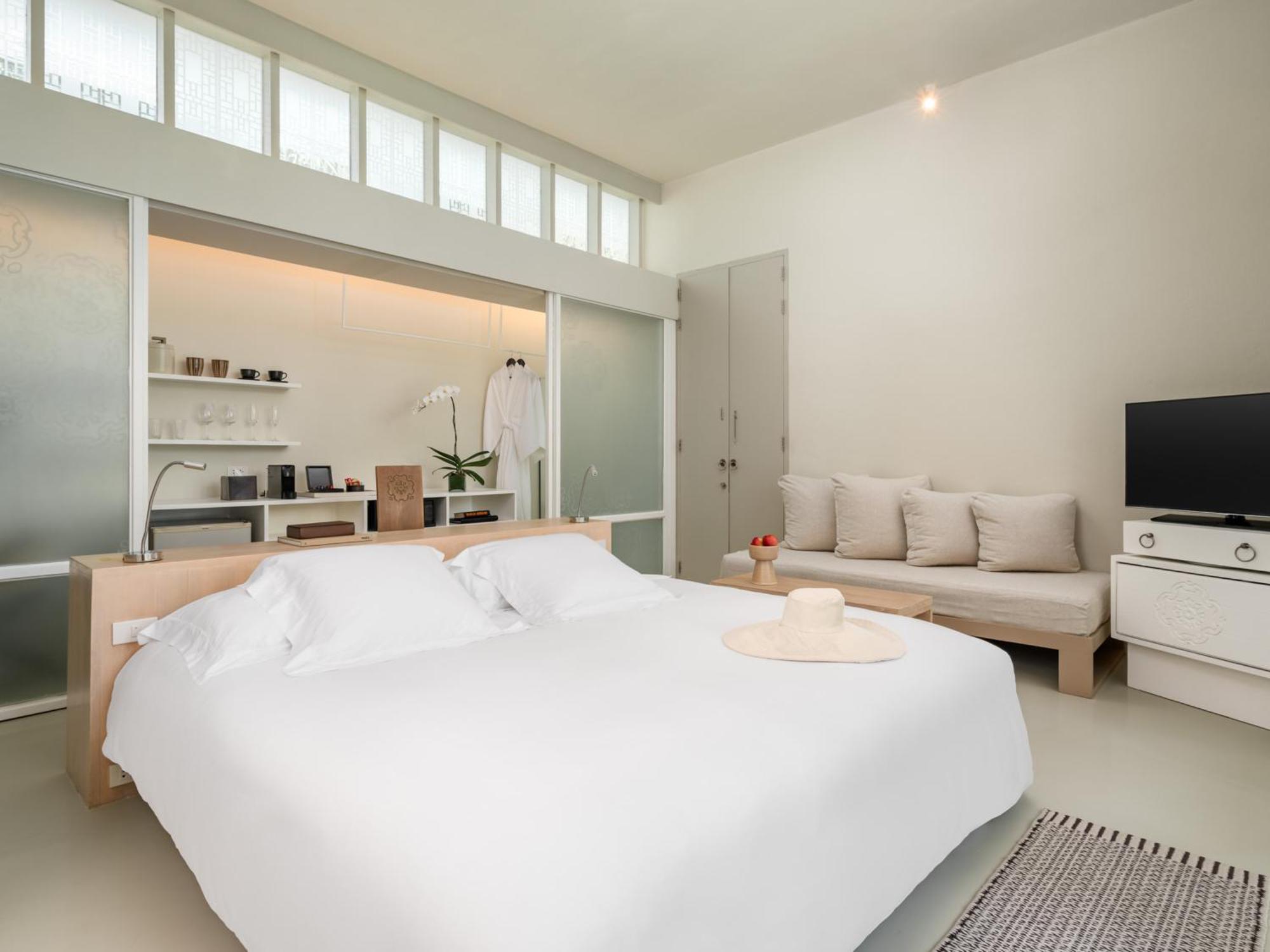 Deluxe Double or Twin Room Balcony