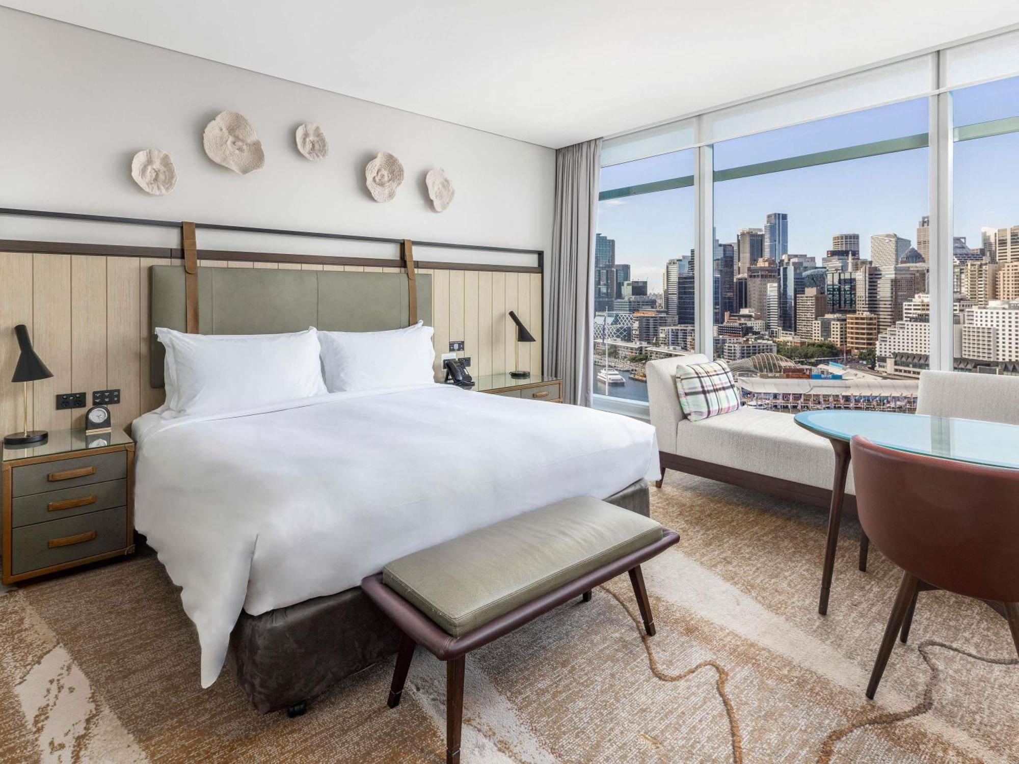 Deluxe Darling Harbour Premium Room