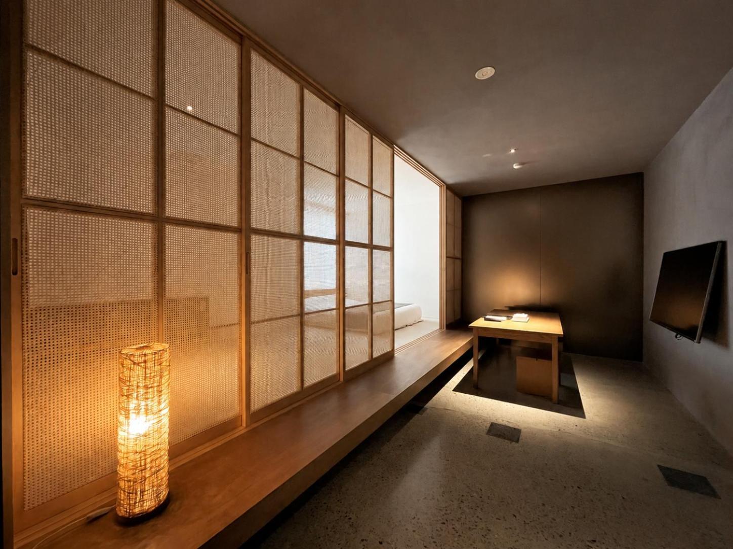 Deluxe Suite Spa Bath