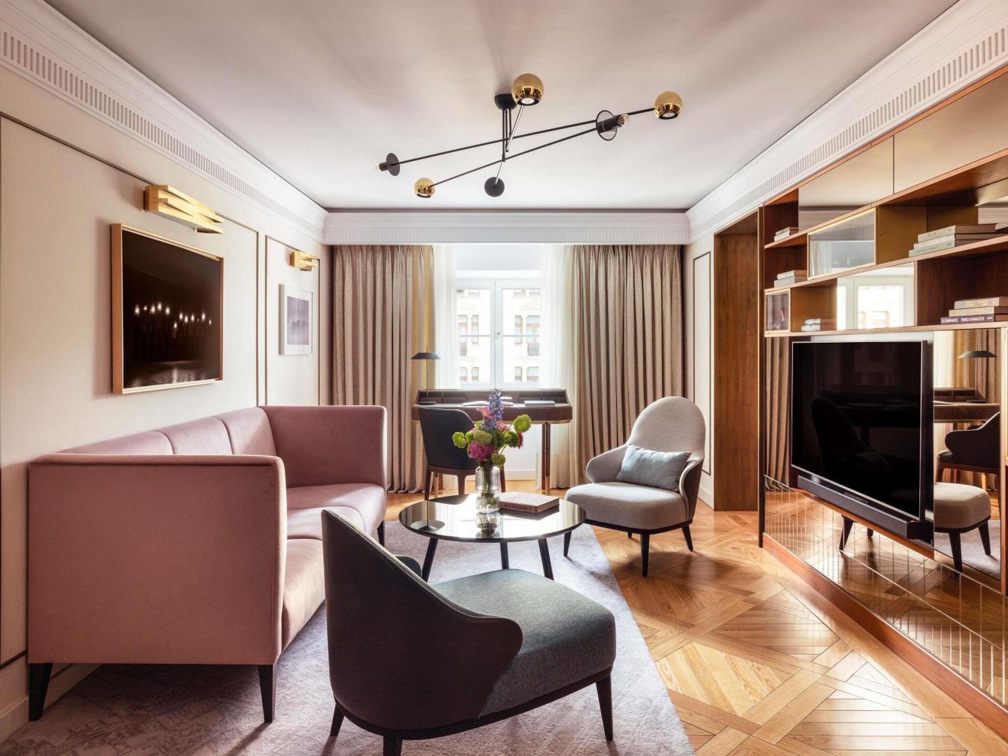 Executive King Suite