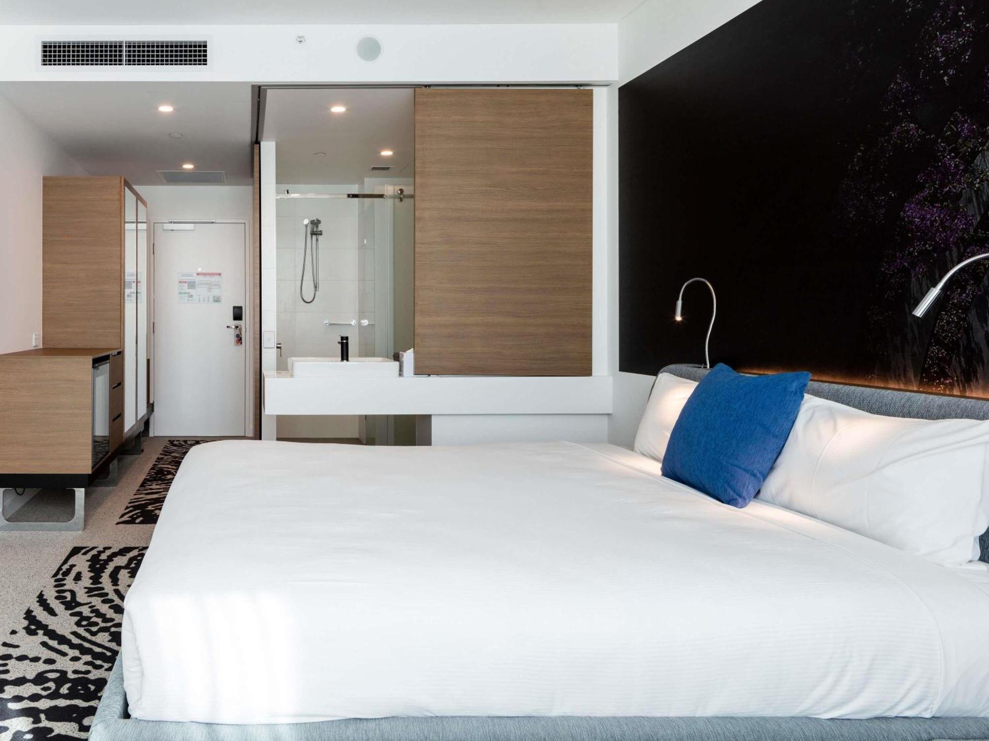 Superior King 'N' Room