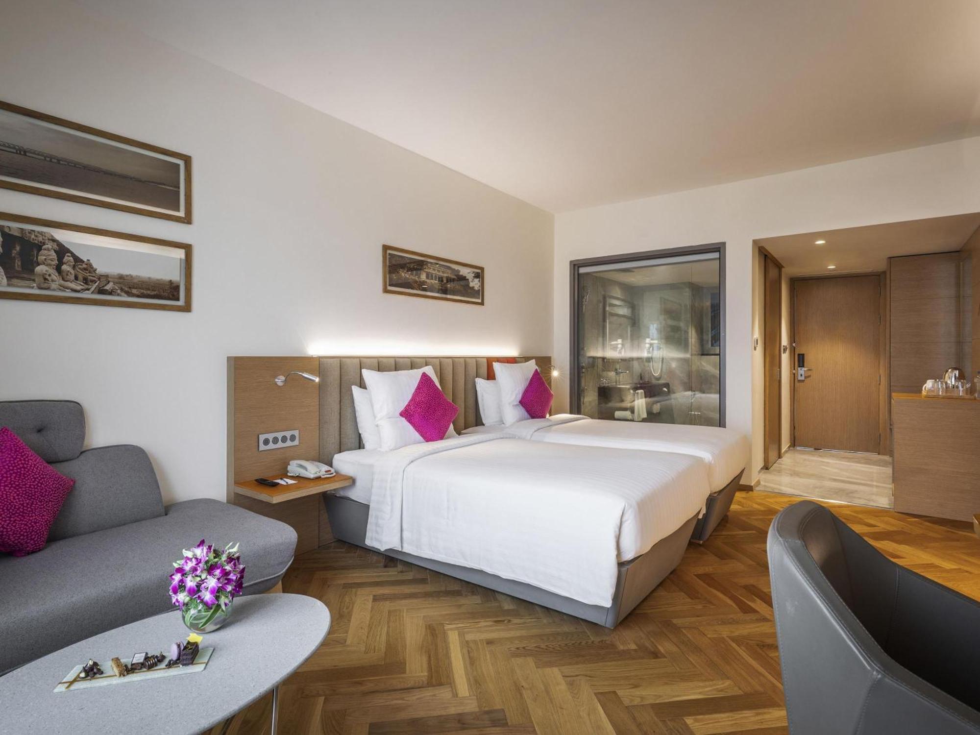 Superior Room Twin Beds