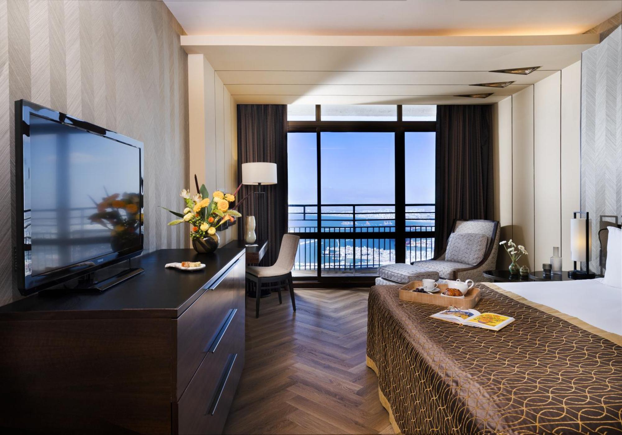 Executive Bay View