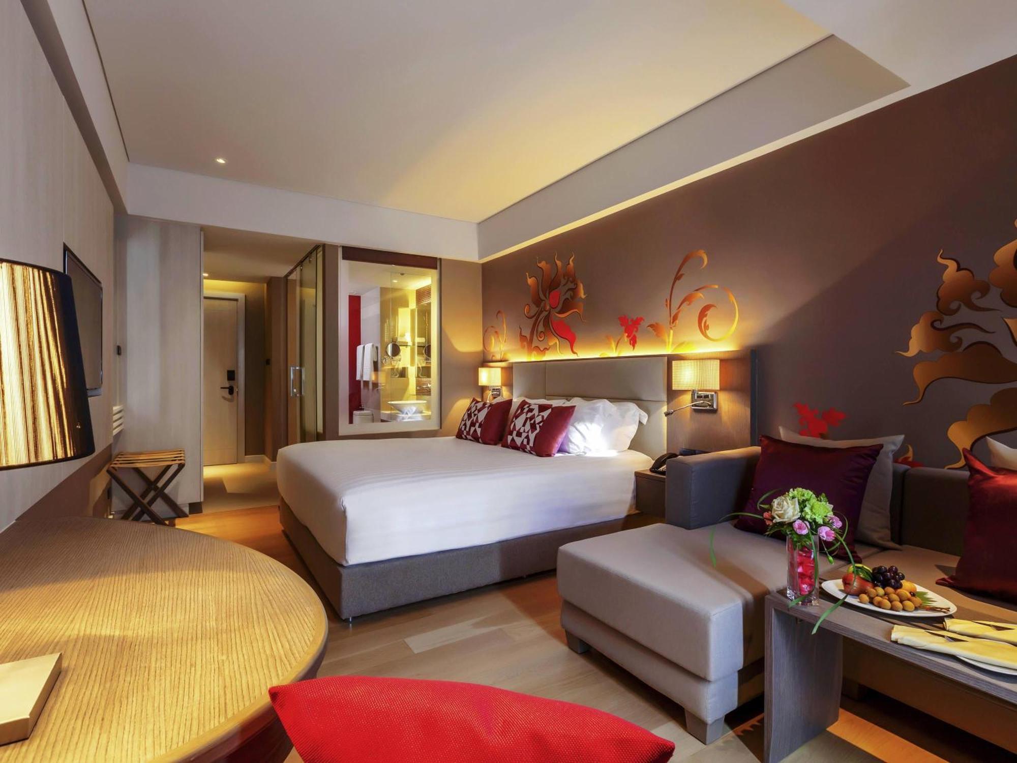 Superior King Room