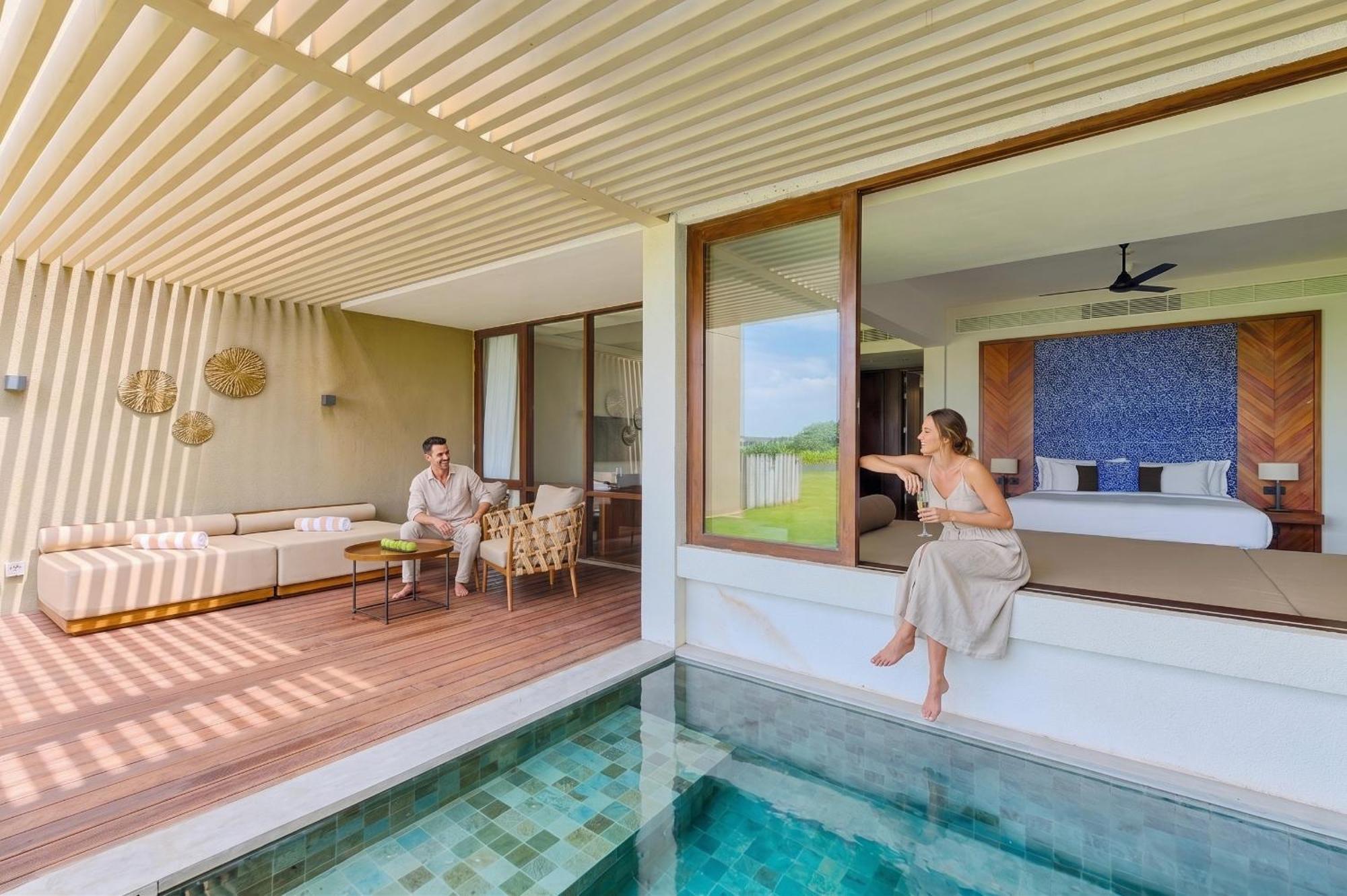 Plunge Pool Suite Complimentary sundowner cocktail from 530 pm to 630 pm