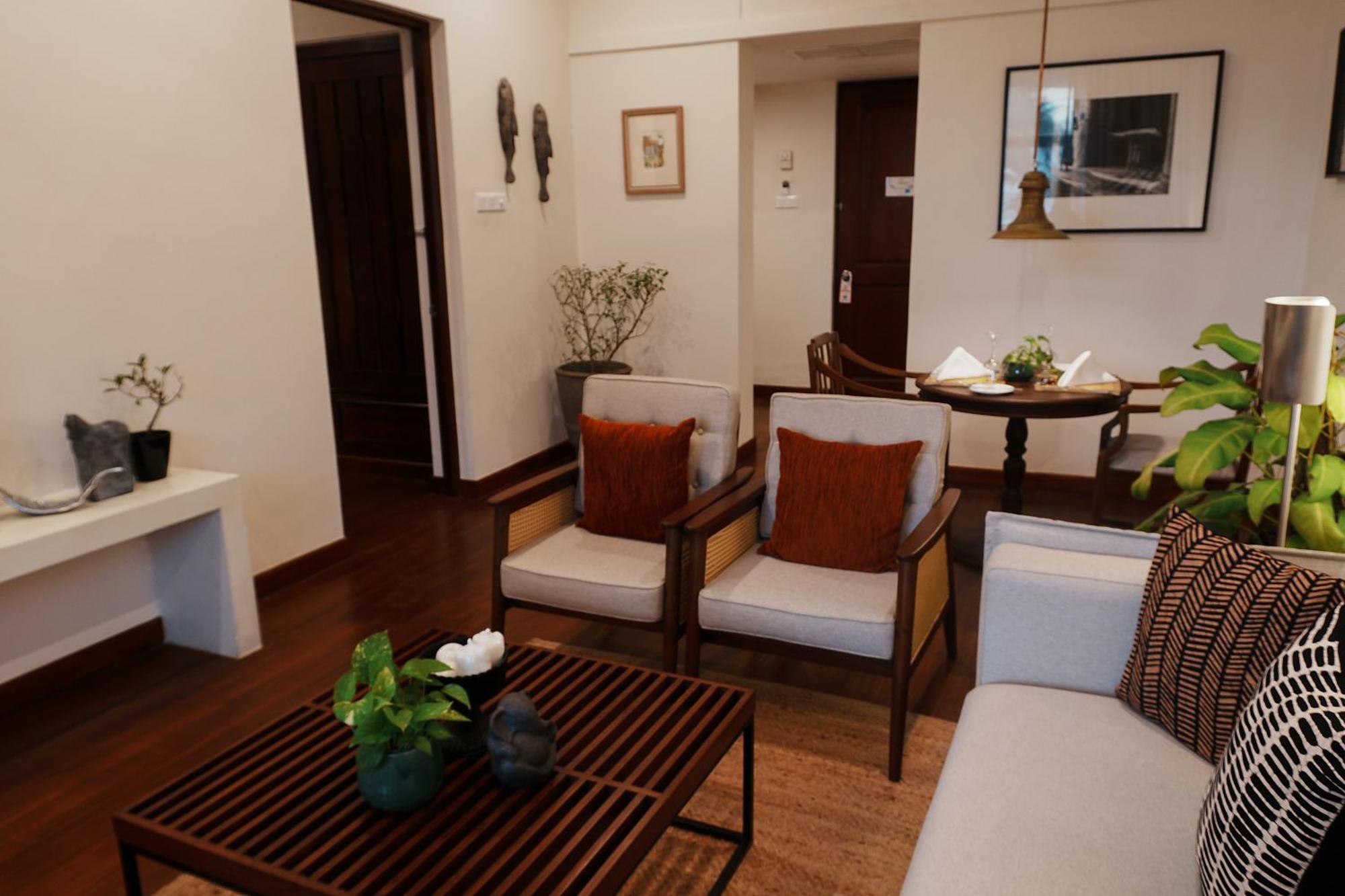 Executive Suite Sea View on Food Beverages