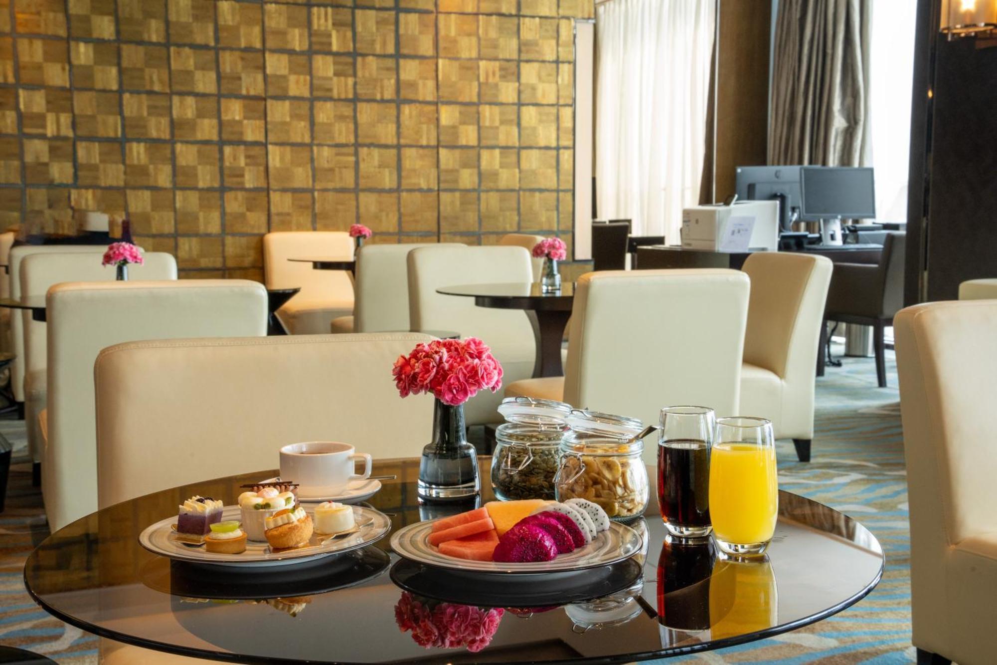 Executive King Room