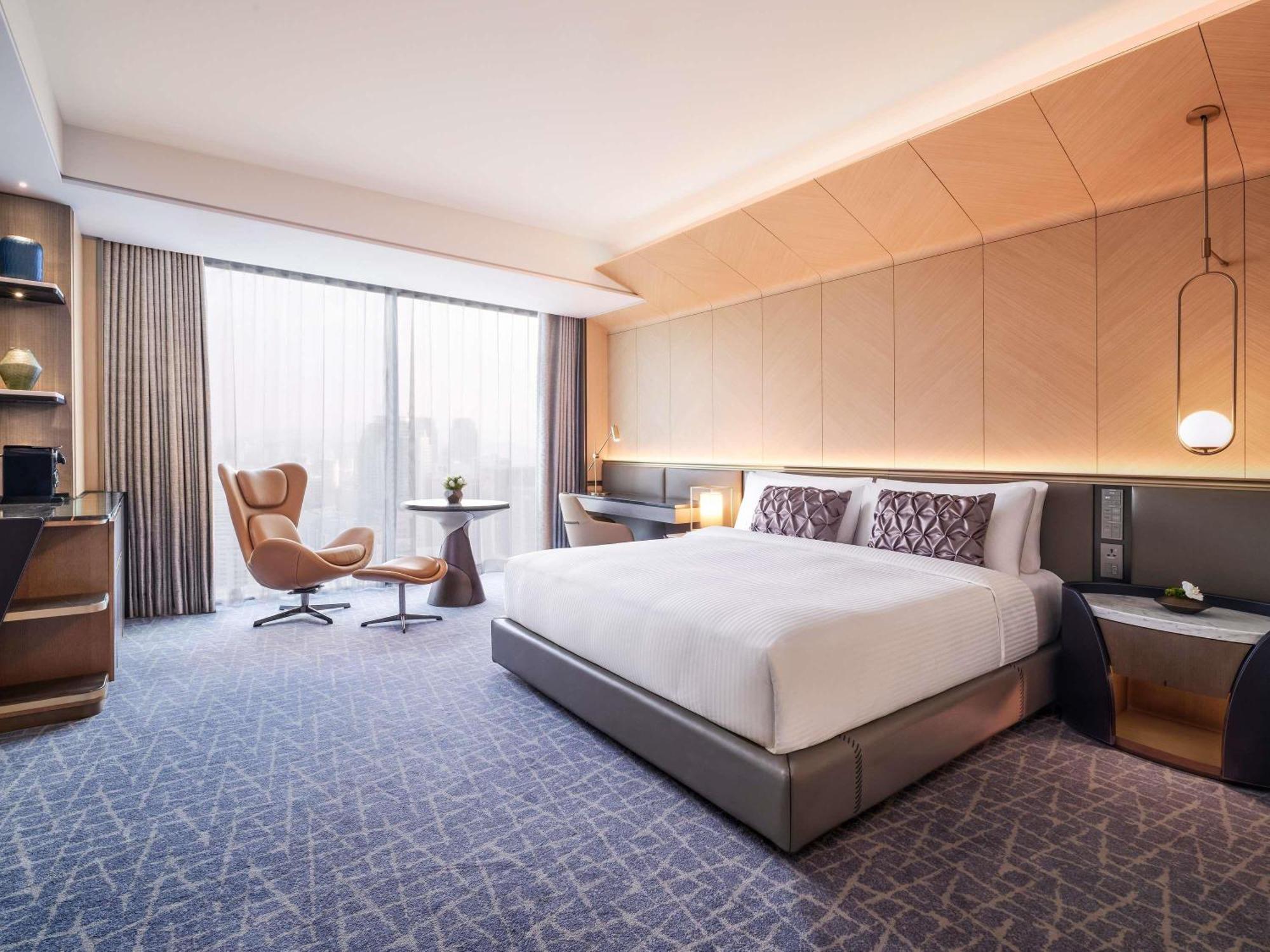 Fairmont King Room