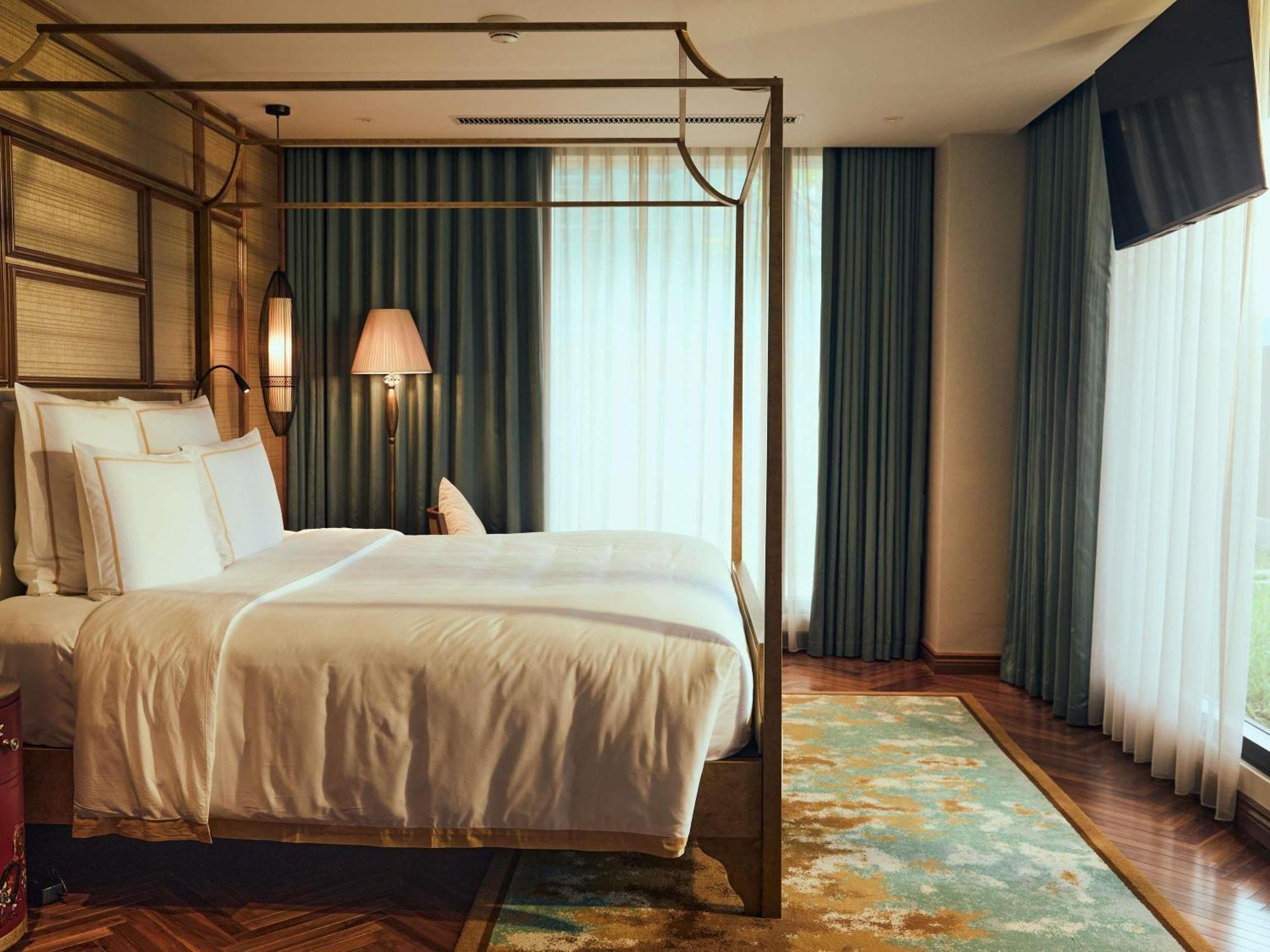 Executive King Room Lounge Access High Floor