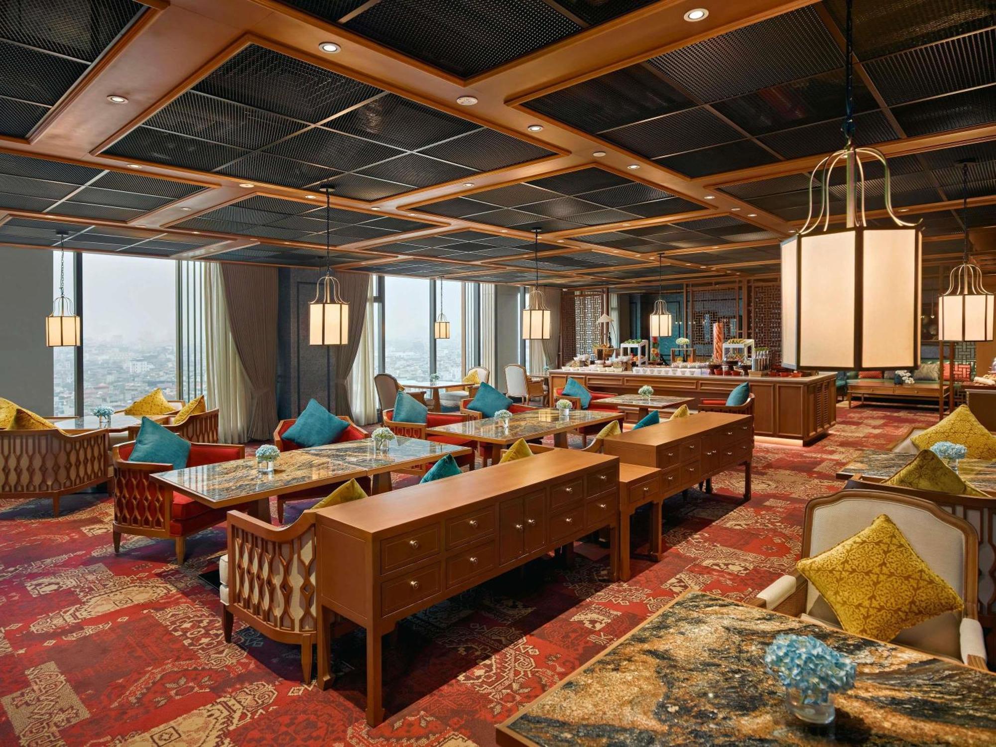 Executive King Room Lounge Access High Floor