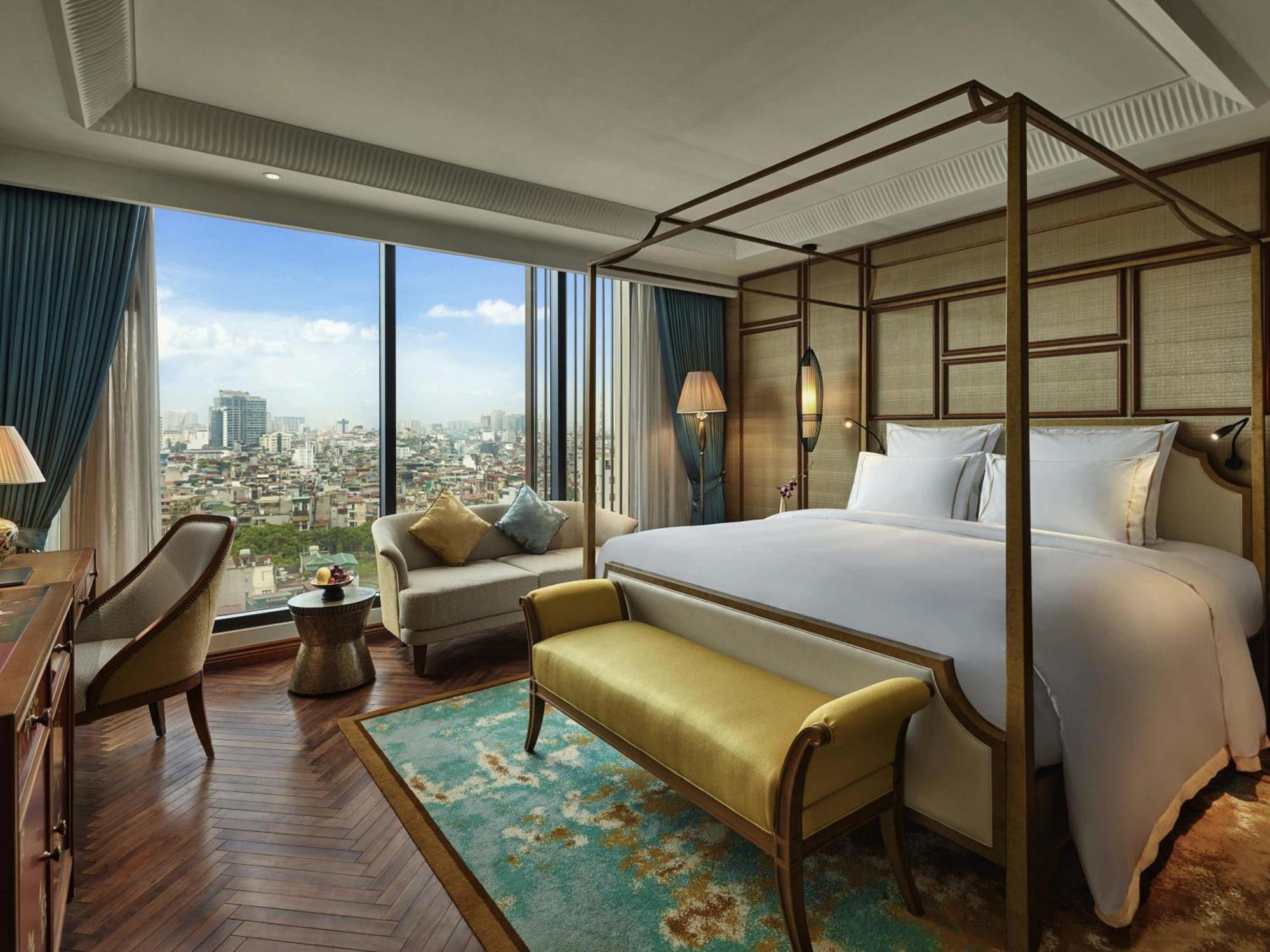 Grand Deluxe King Room High Floor