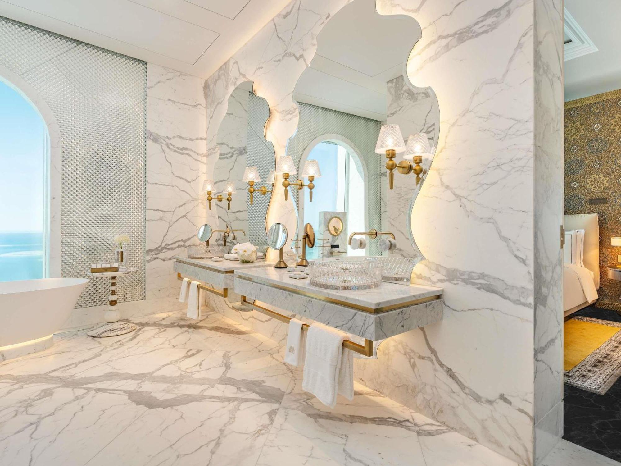 Gulf Signature Suite