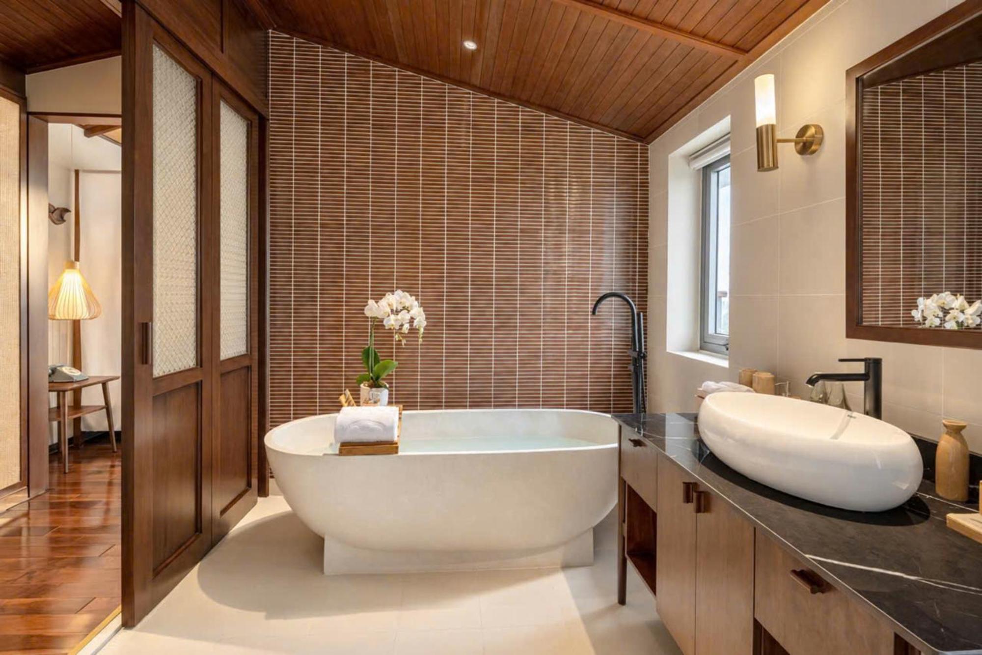 Signature Suite River View